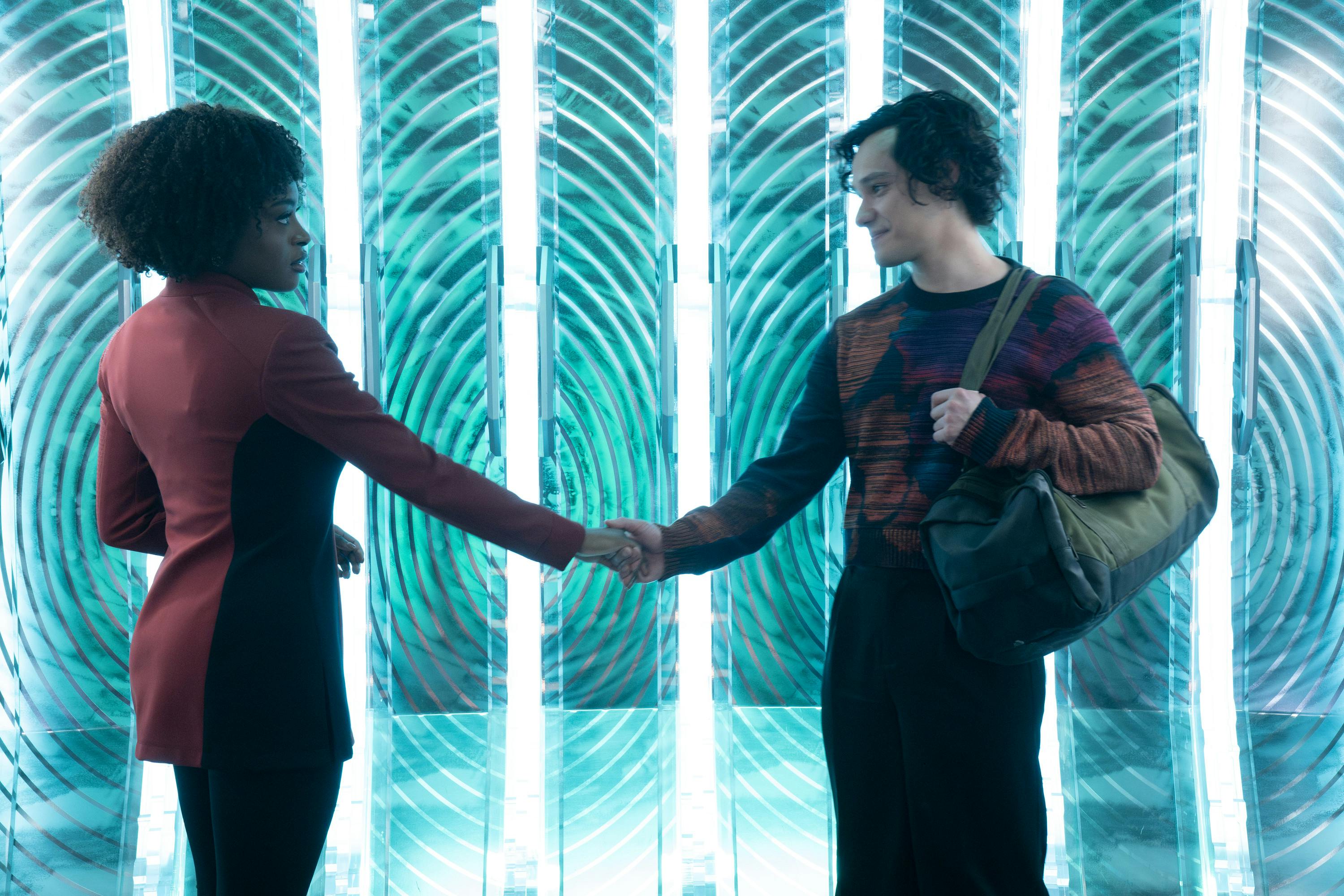 Uhura and Beto say their apologies as they part ways in the Transporter Room in 'Four-and-a-Half Vulcans'