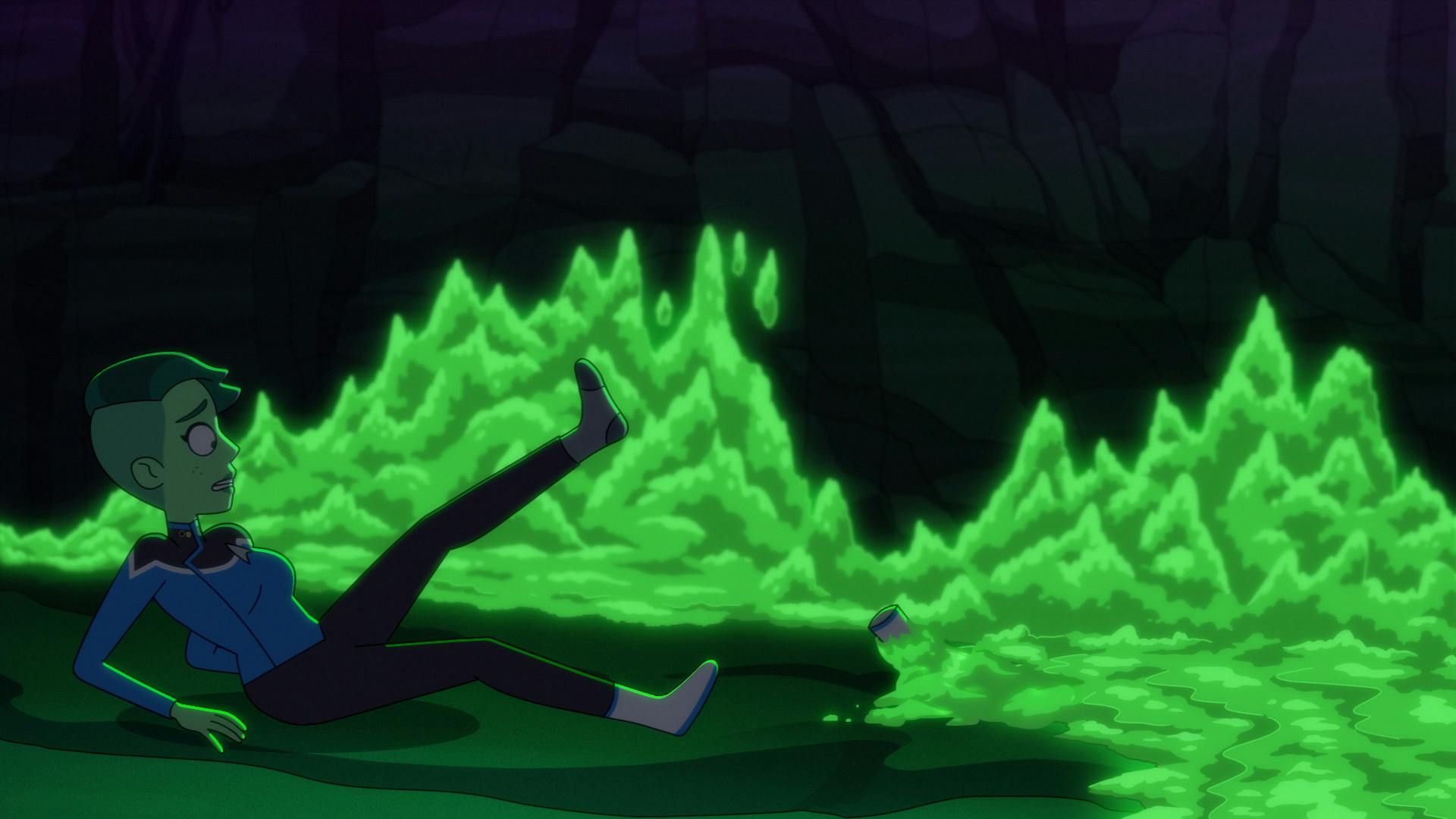 Tendi falls on the ground after her shoe gets stuck and surrounded by the glowing moss in 'Caves'