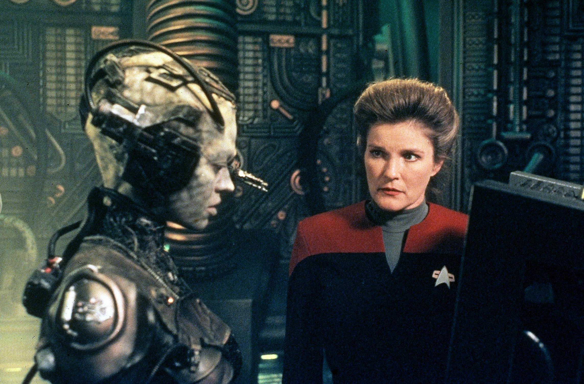 Captain Kathryn Janeway from Star Trek: Voyager with Borg Seven of Nine.