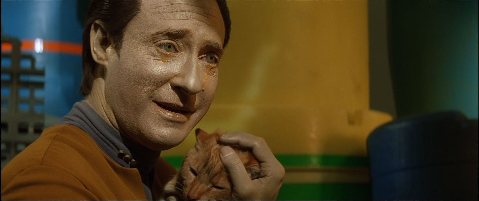 Data sheds tears when he discovers Spot has survived in 'Star Trek Generations'