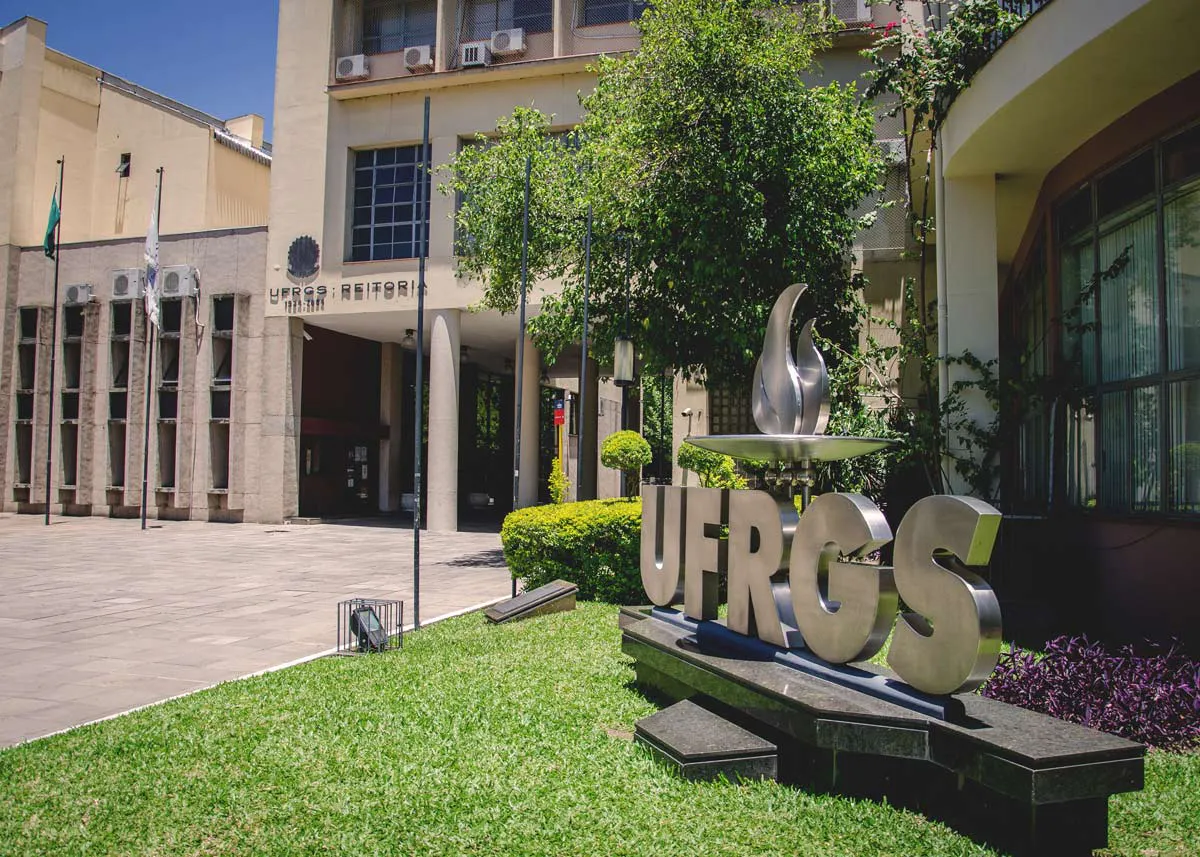 Startup Guide - Universidade Federal do Rio Grande do Sul (UFRGS)