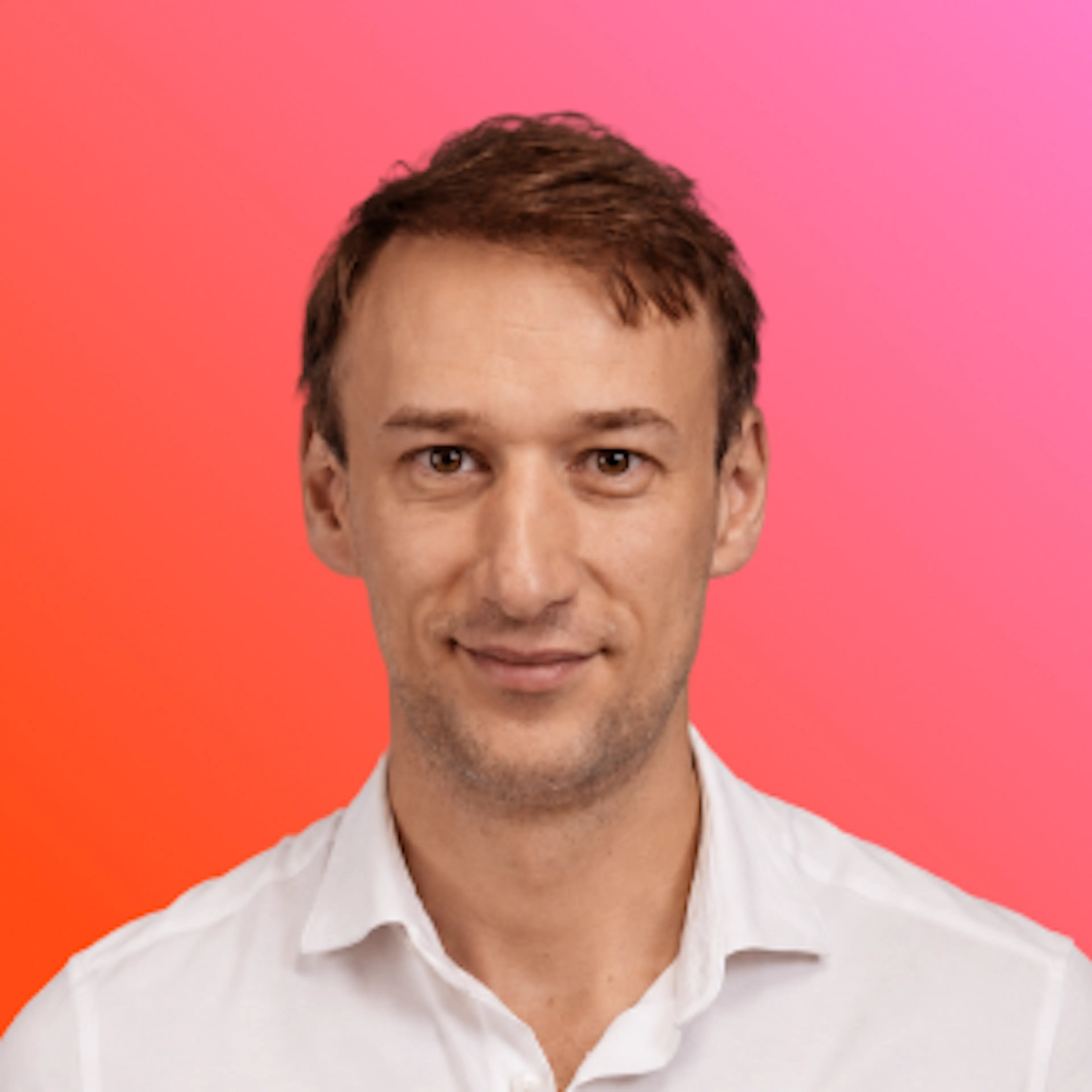 Profile picture of Jonathon Cusimano with the Statrys gradient background