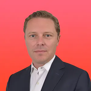 Profile picture of Emmanuel Georges with the Statrys gradient background