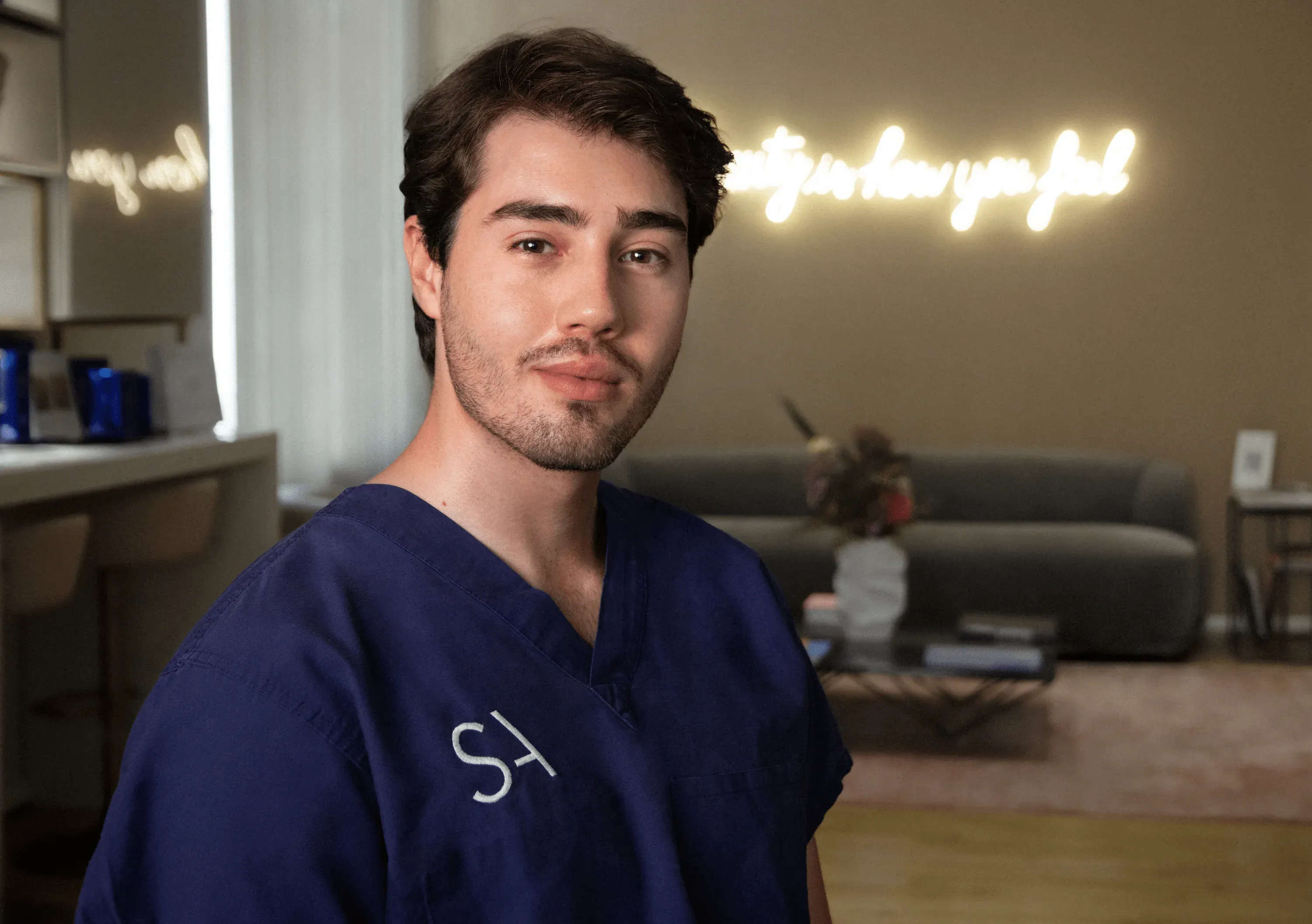 Haris Junuzovic - SA Aesthetics Berlin Medizinstudent
