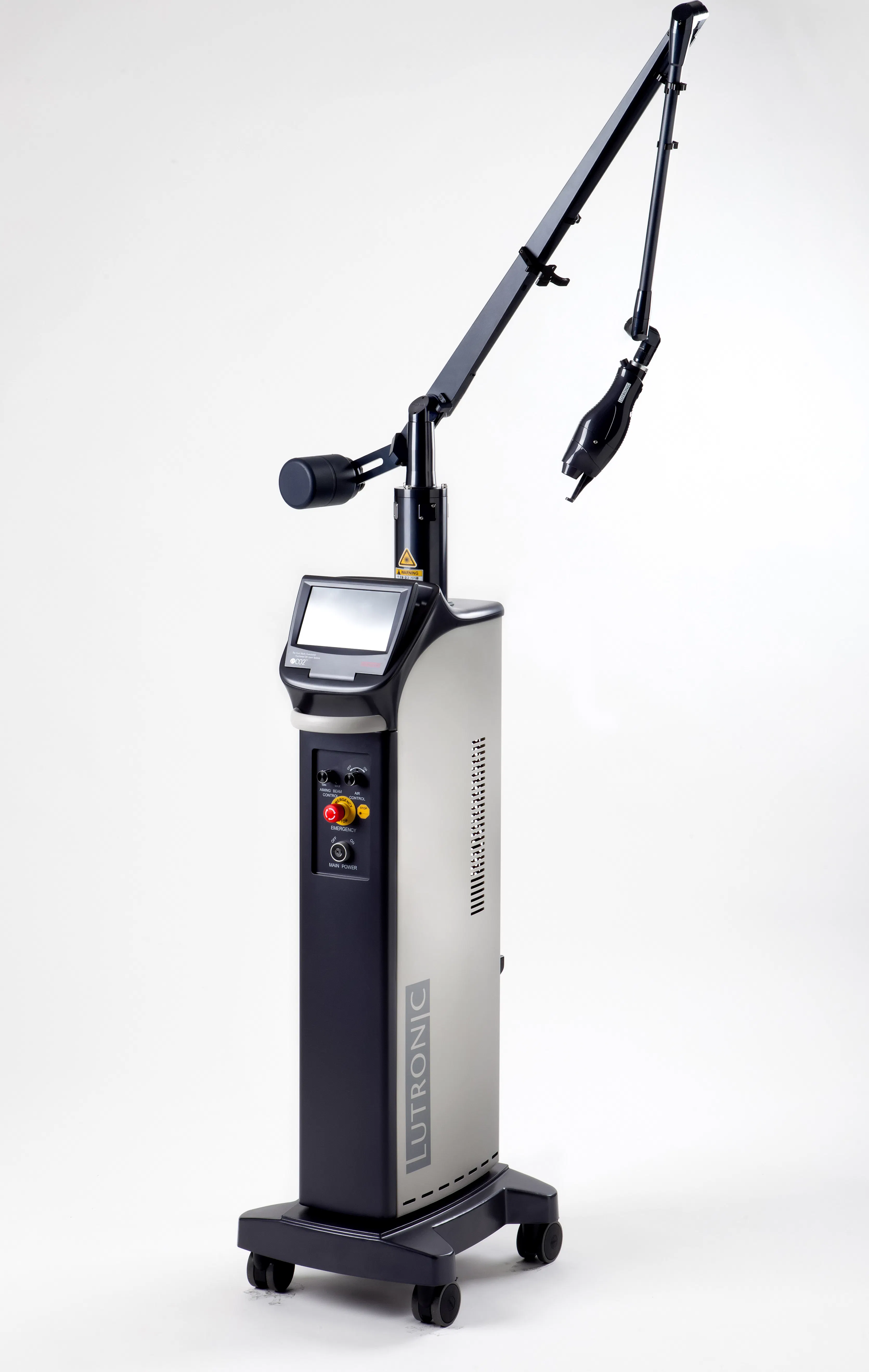 CO2 Laser Gerät von Lutronic - eCO2 - SA Aesthetics Berlin