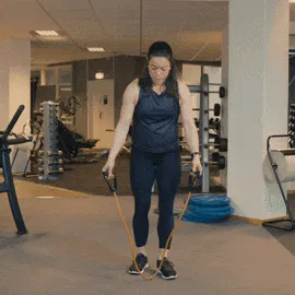 axellyft med gummiband