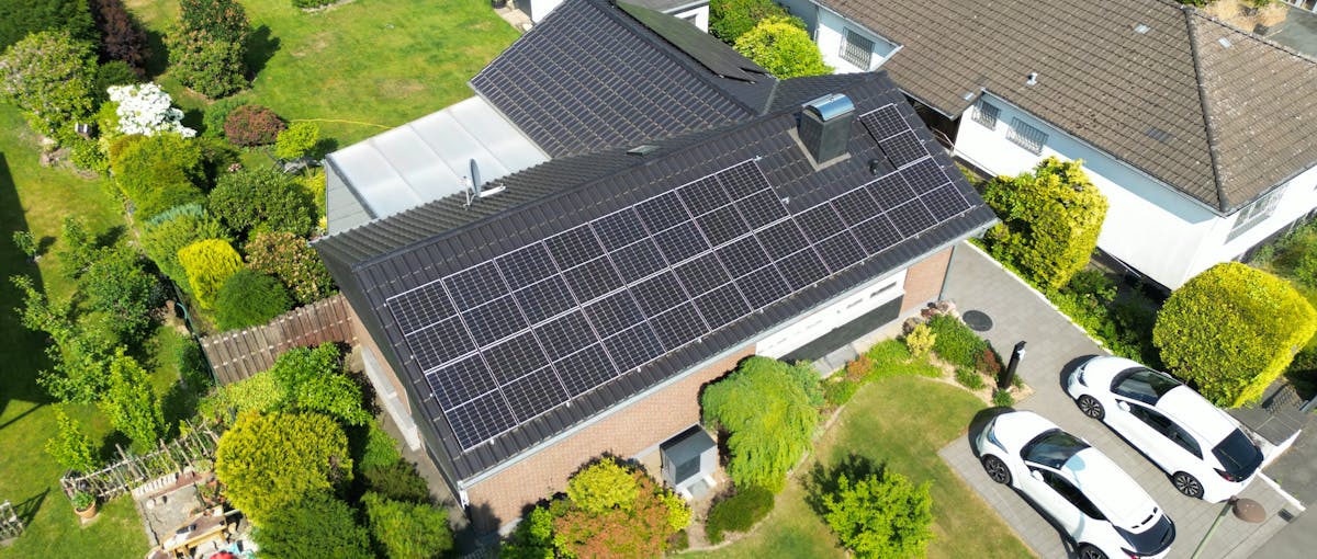 Photovoltaik von Steinkühler in Leverkusen als Möglichkeit für regenerative Energie. 