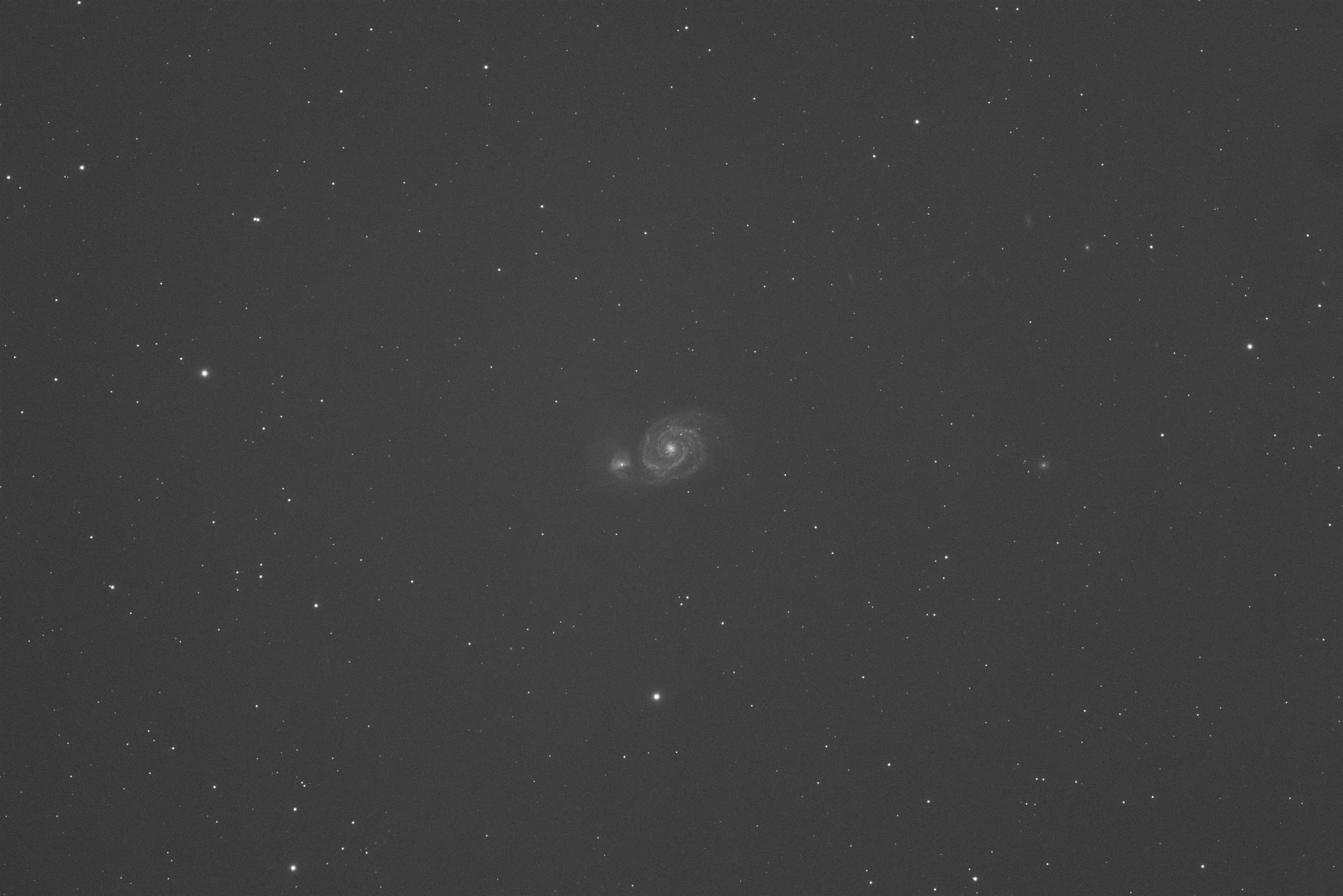 M51, galaxie du Tourbillon — image brute monochrome capturée avec le Takahashi TOA-150B
