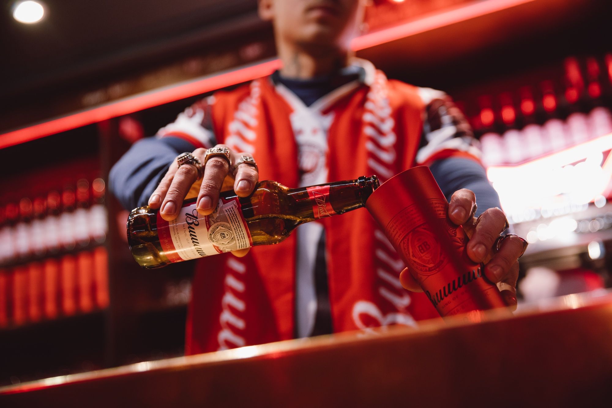 Stephan Schwarz | Creative Director & Copywriter | AB InBev - Buuuuuuud