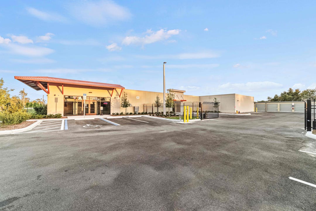 Storage Units in Deltona, FL StoreEase Self Storage