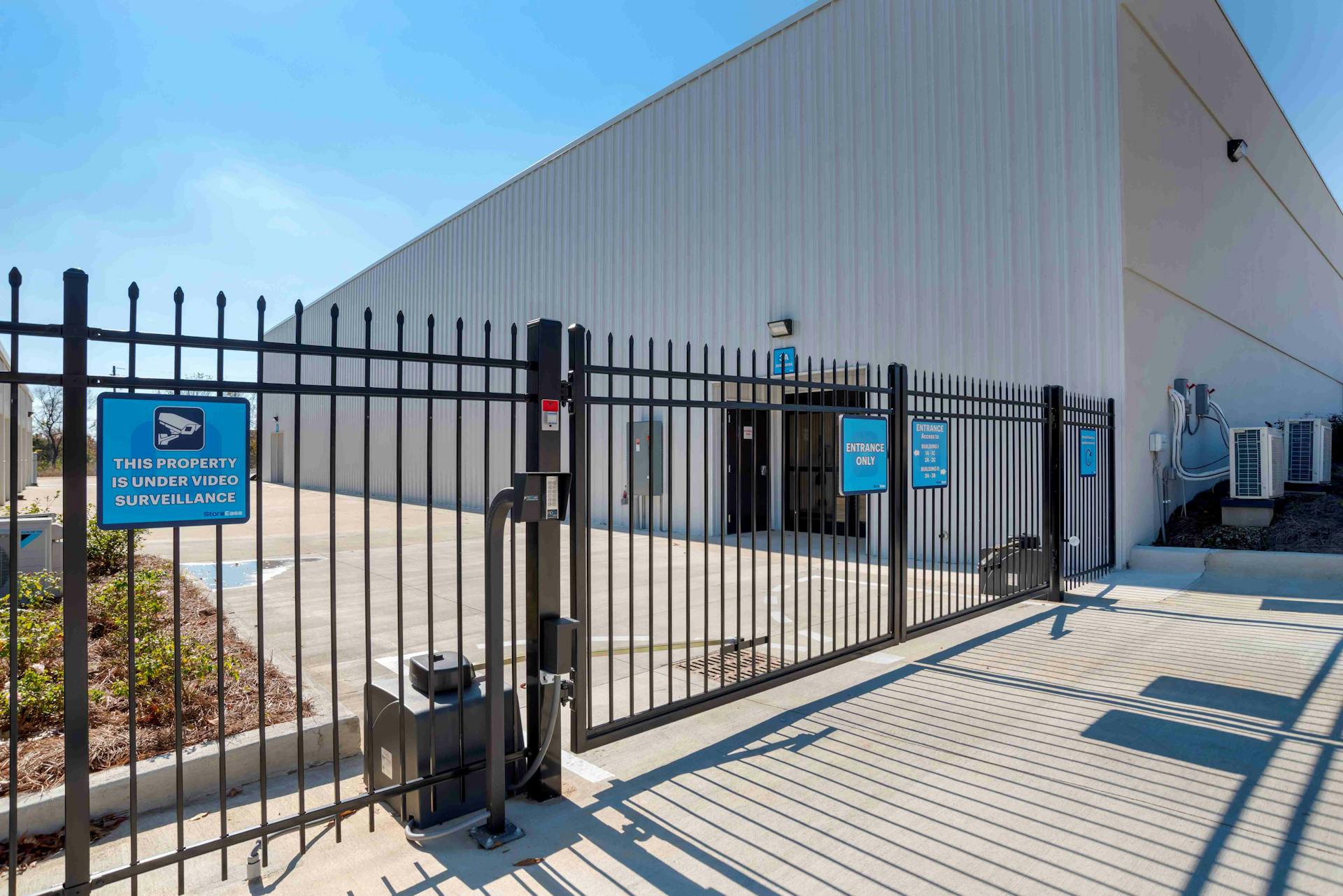 StoreEase Helena AL Self Storage