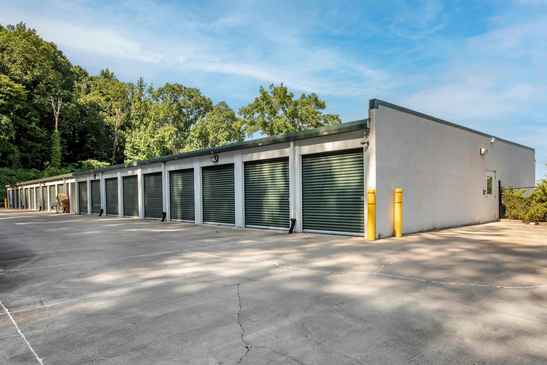 StoreEase Leeds AL Self Storage
