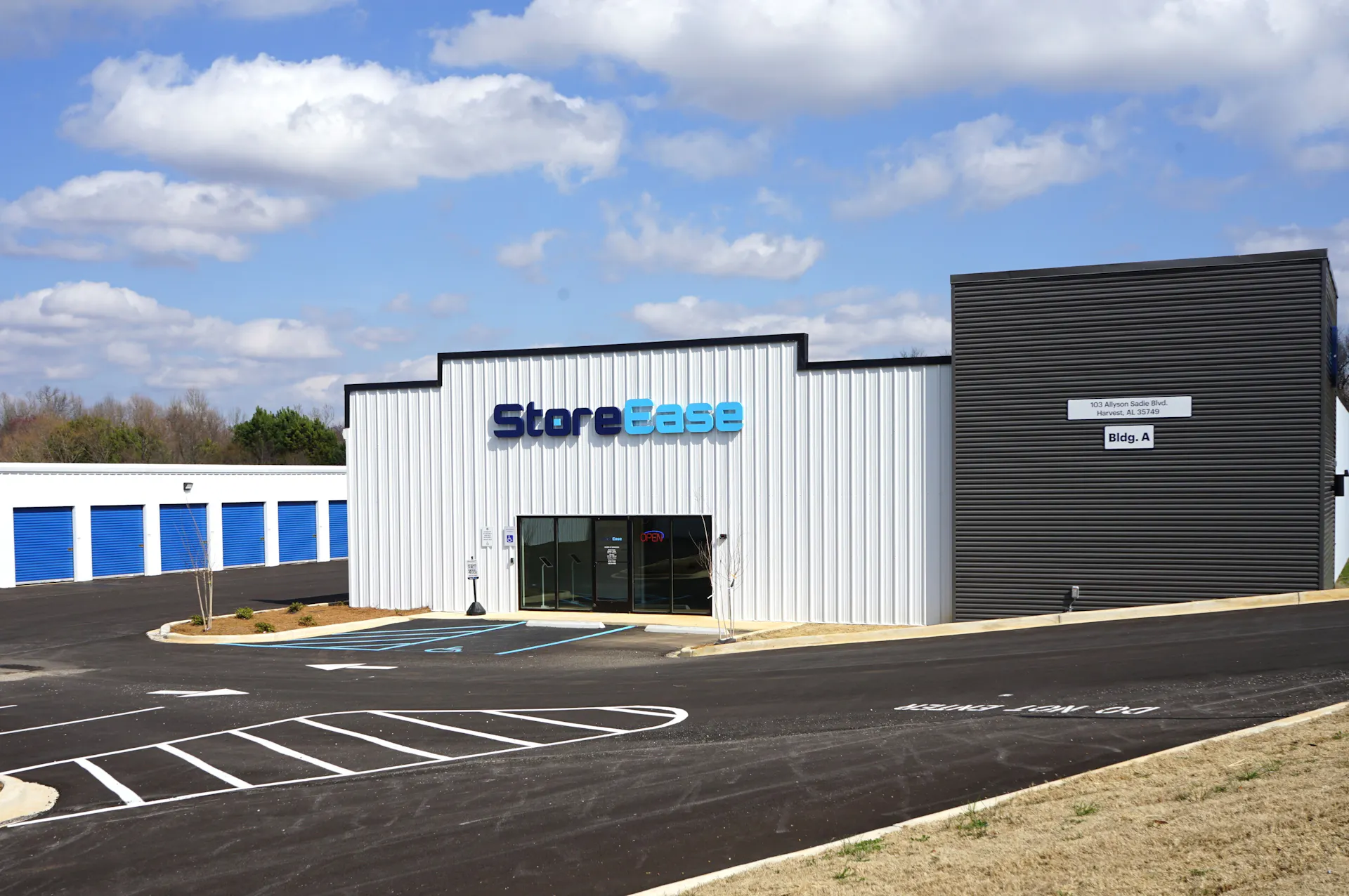 Storeease Storage Units in Harvest, AL | StoreEase Self Storage