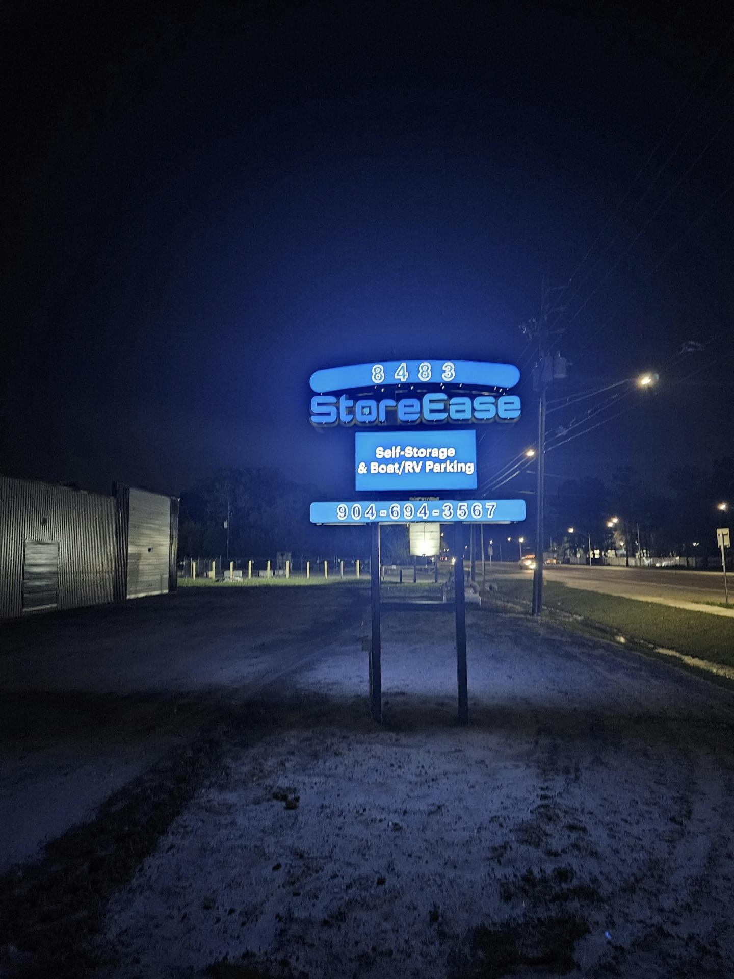 StoreEase - Jacksonville - Illuminated Street Sign
