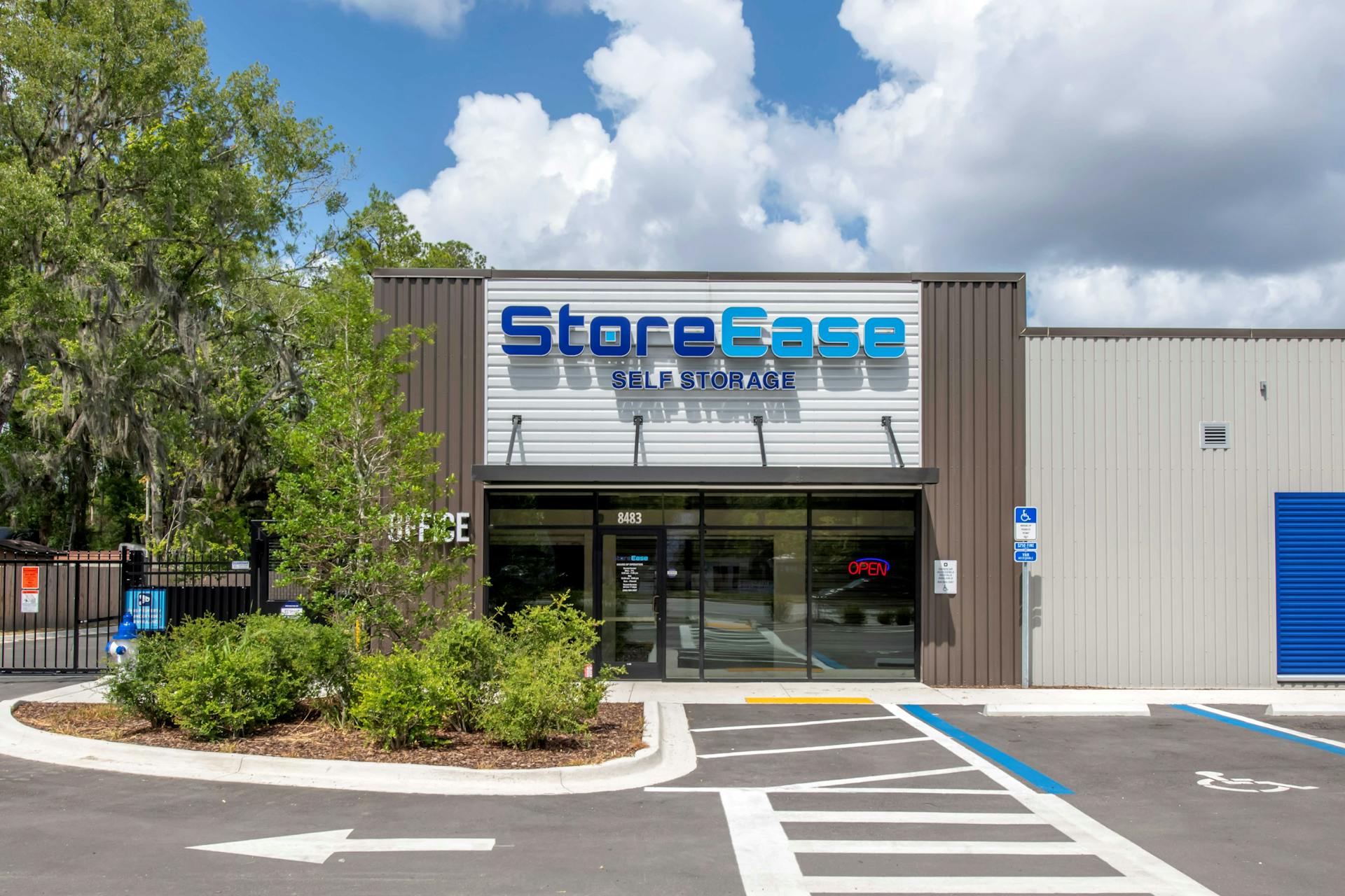 StoreEase - Jacksonville FL - Self Storage