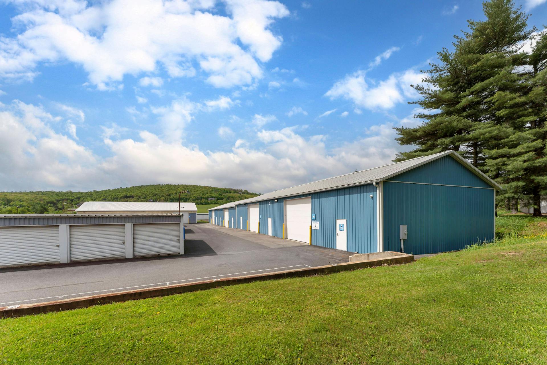 storage facility in McHenry, MD