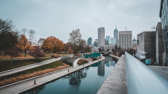 skyline view of indianapolis, IN

