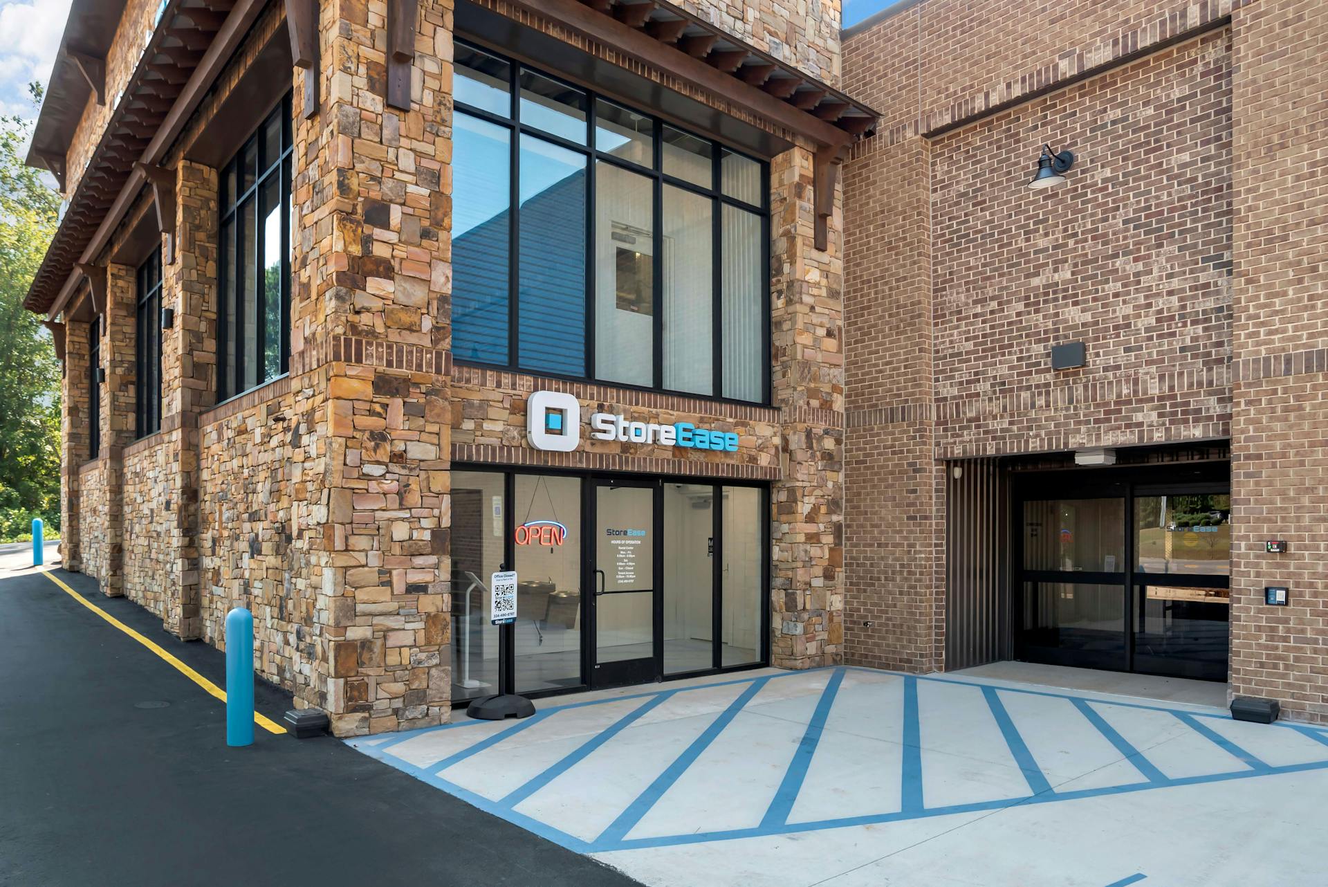 storage unit facility in Auburn, AL 