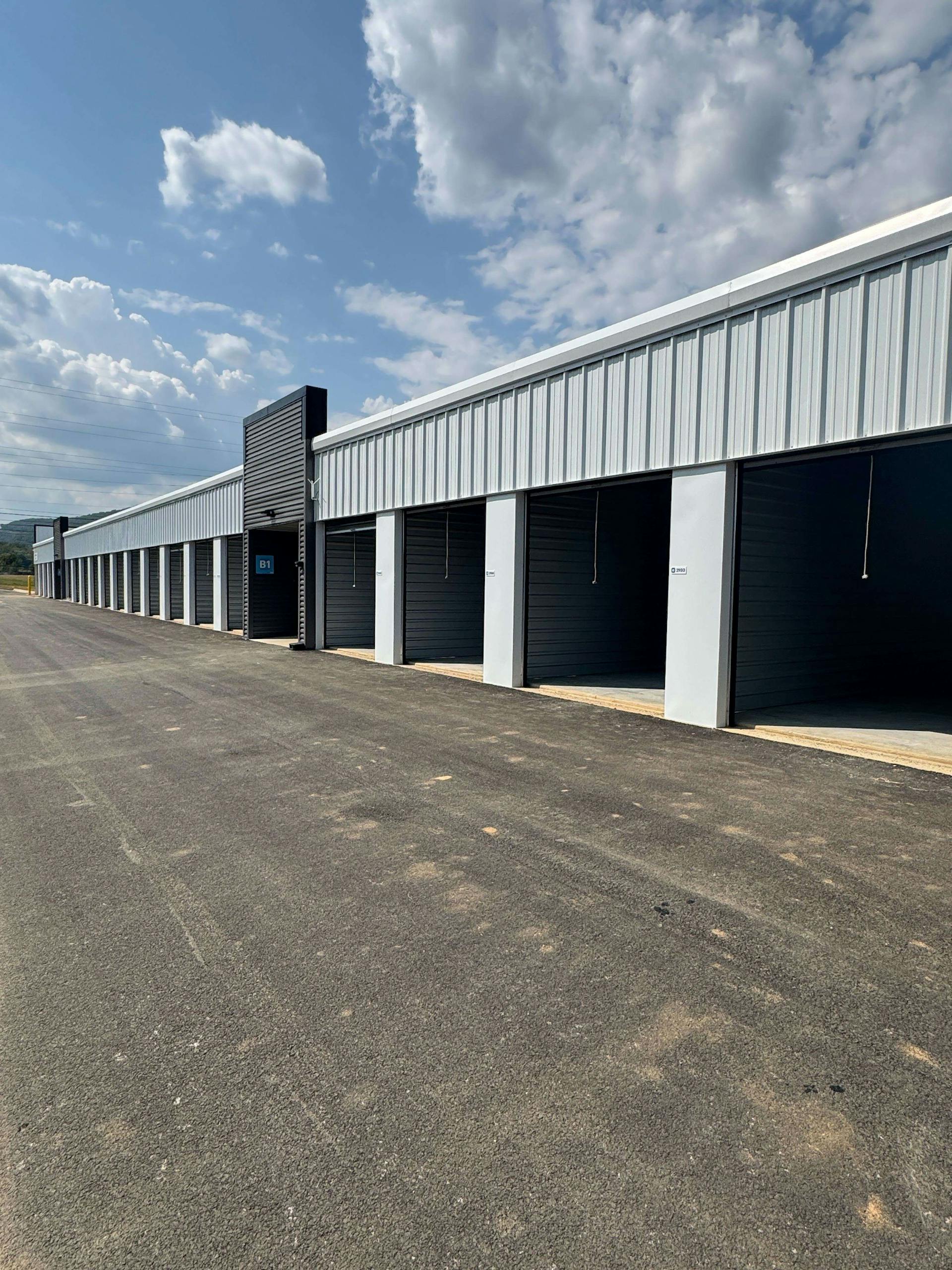 storage facility in Hampton Cove, AL