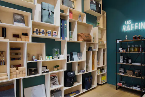 Pop up store display