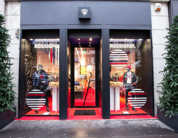 Pop-up store Rossignol dans un espace commercial physique