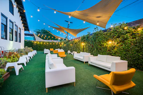Spazio per eventi allestito per un evento professionale