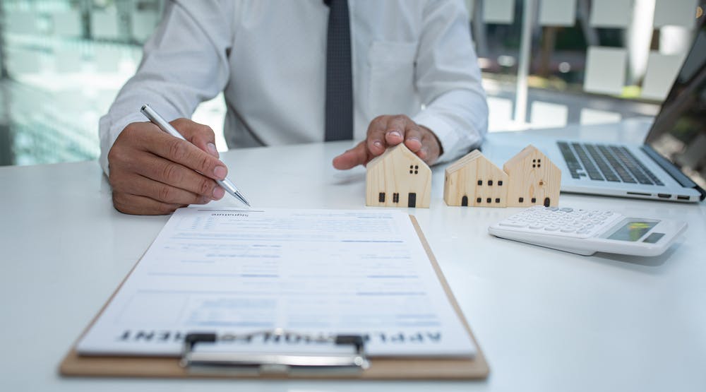 Vânzarea de locuințe noi: cum te ajută o agenție imobiliară, cum o alegi și ce așteptări să ai