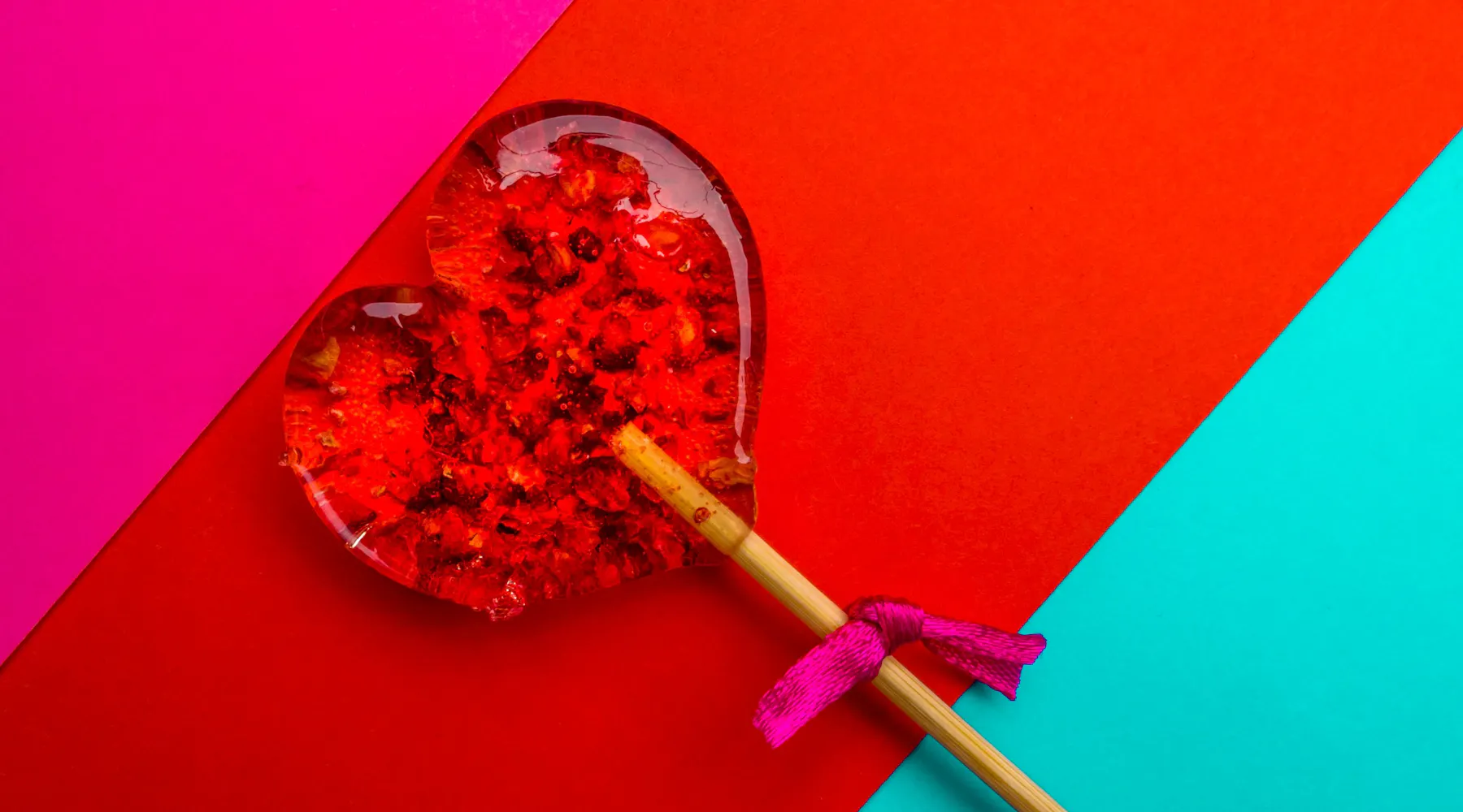 The Exclamation Point Emoji: Expressing Emotion in the Digital Age