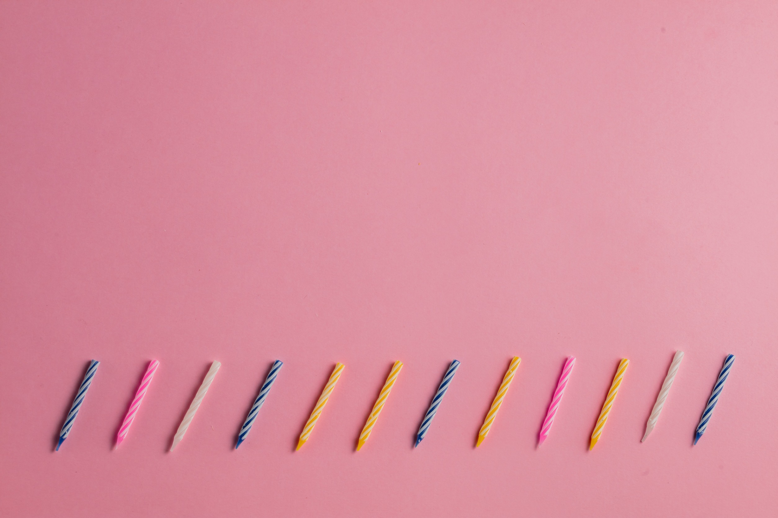 This vs These: Mastering the Art of Demonstrative Pronouns