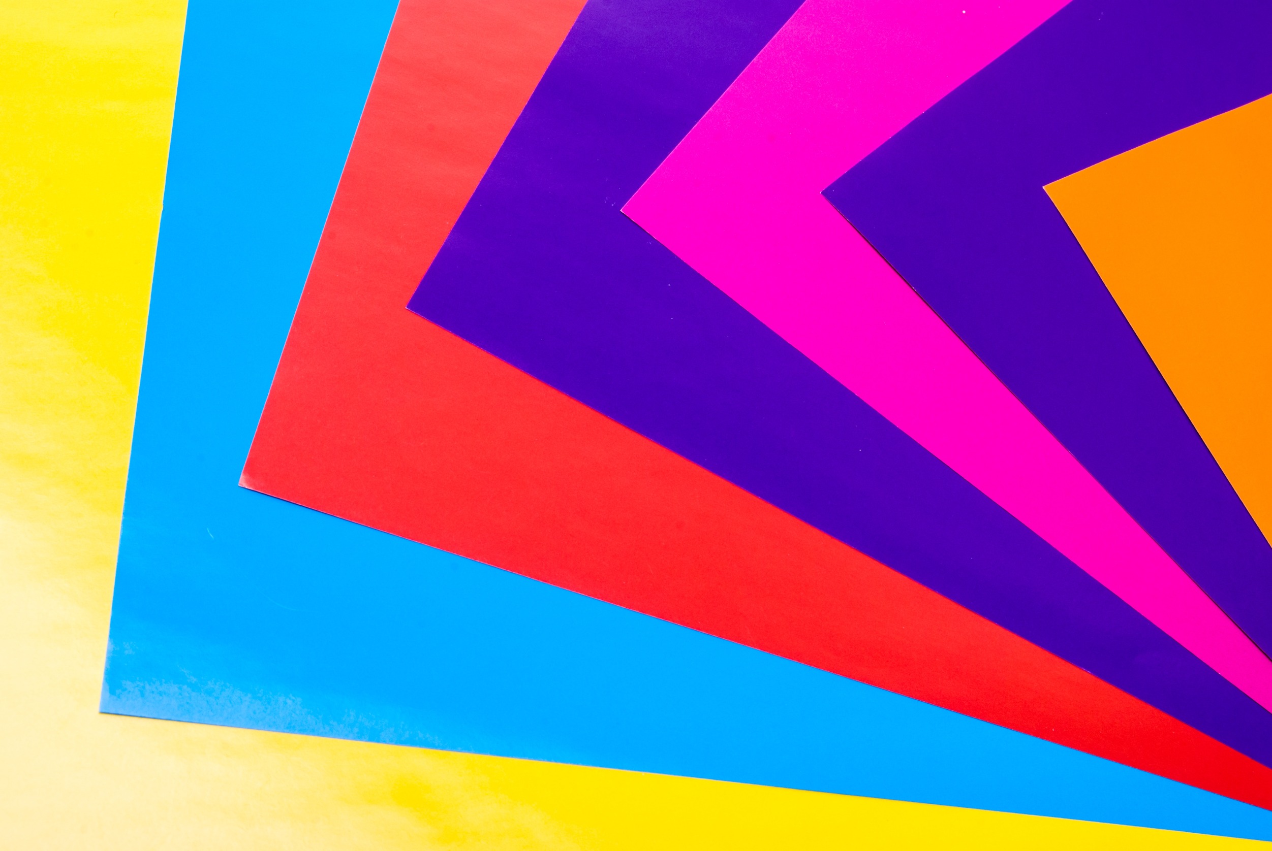 Colour or Color? Understanding UK English