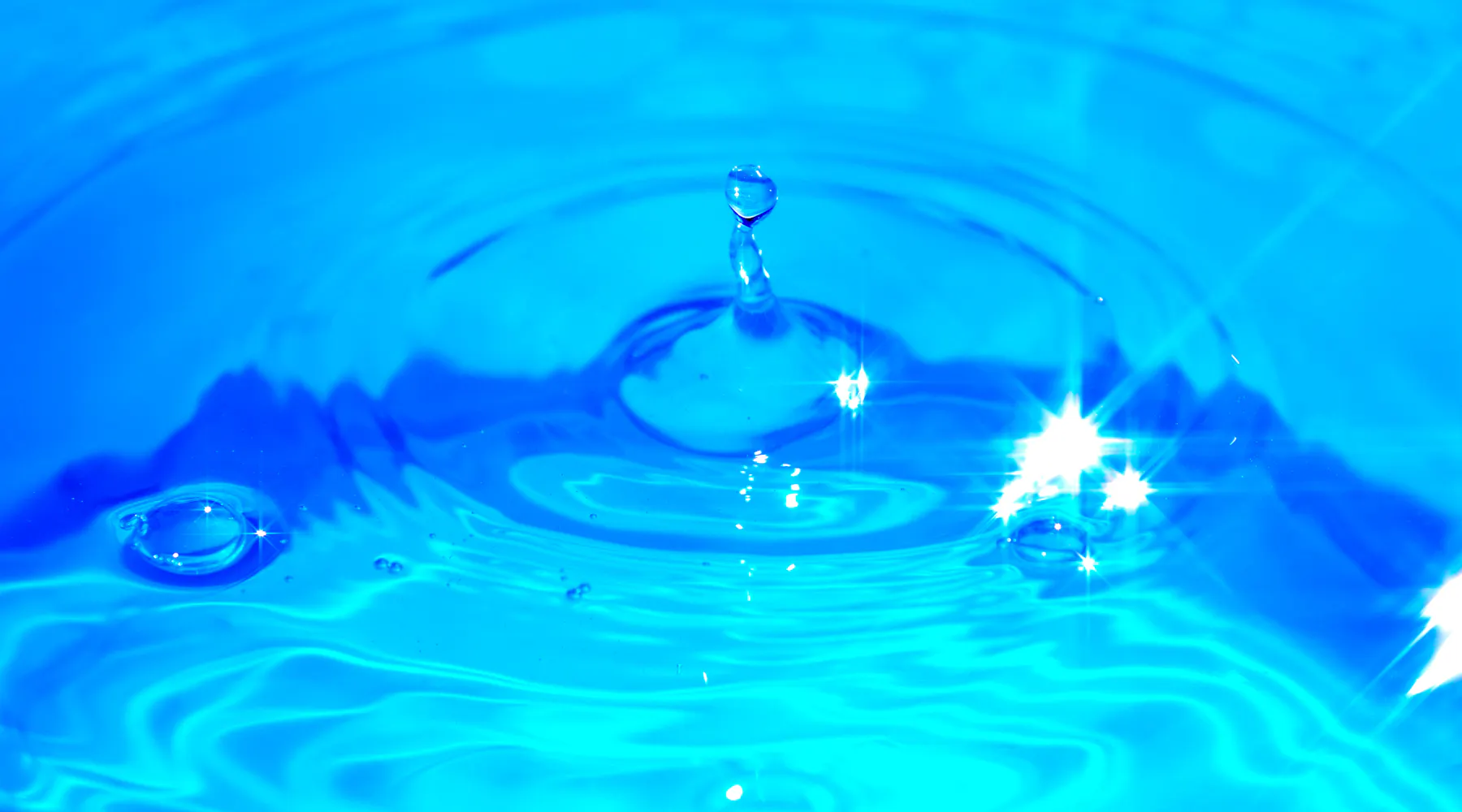 Learn the Meaning of "Ebbs and Flows": Understanding a Common Phrase