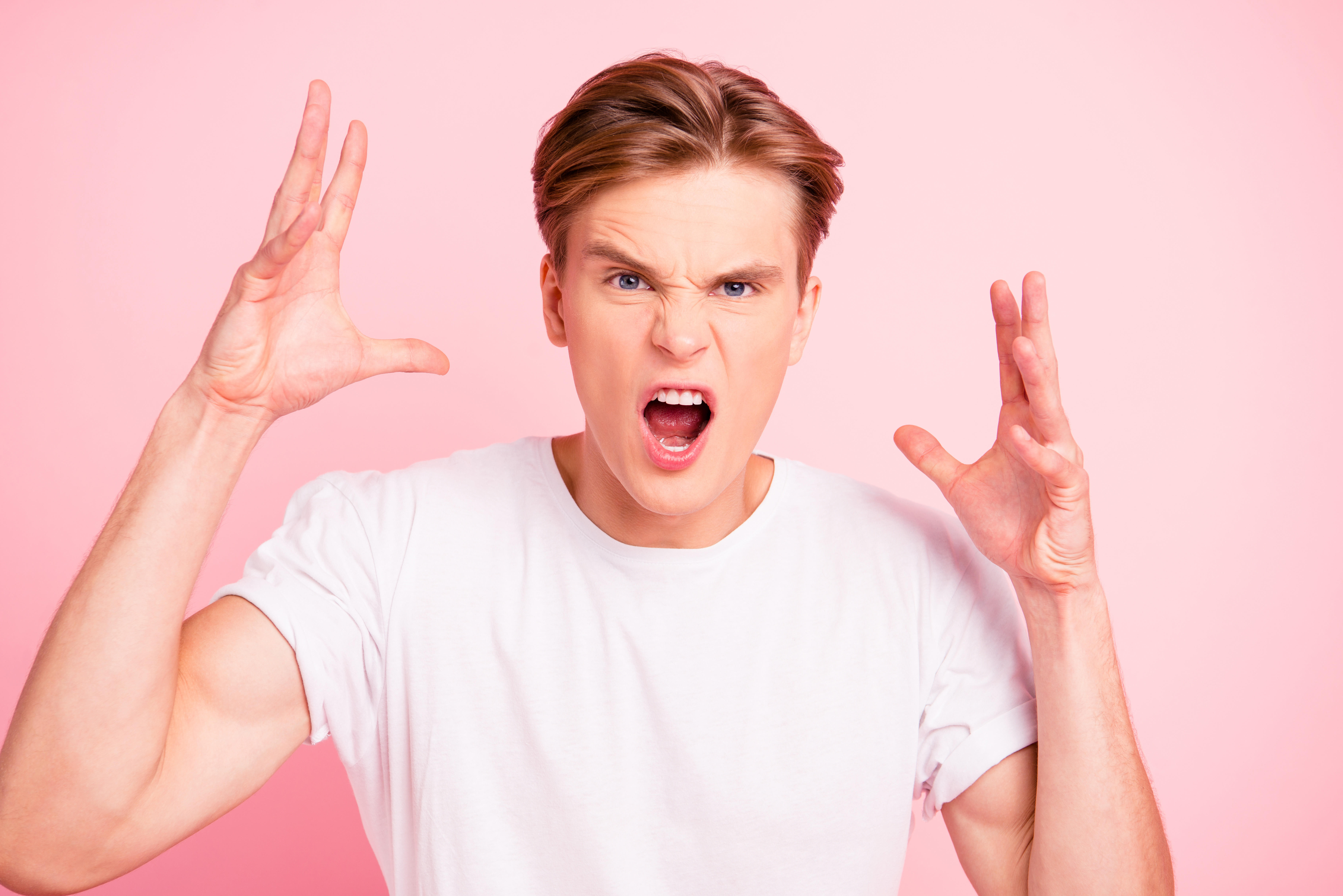 Complaint vs Complain: Navigating the Nuances in English