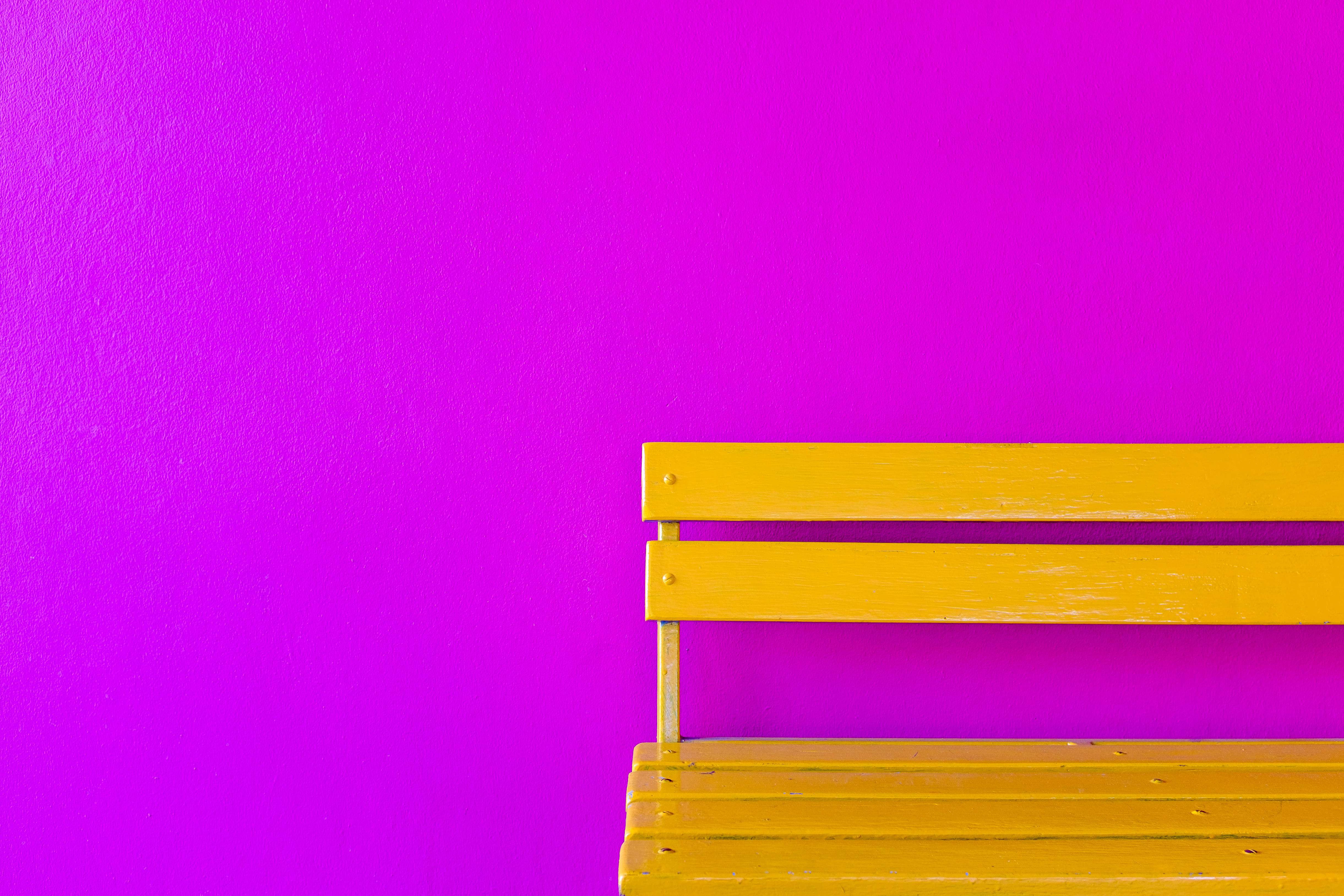 Mastering English Usage: "Seating" vs. "Sitting" Explained