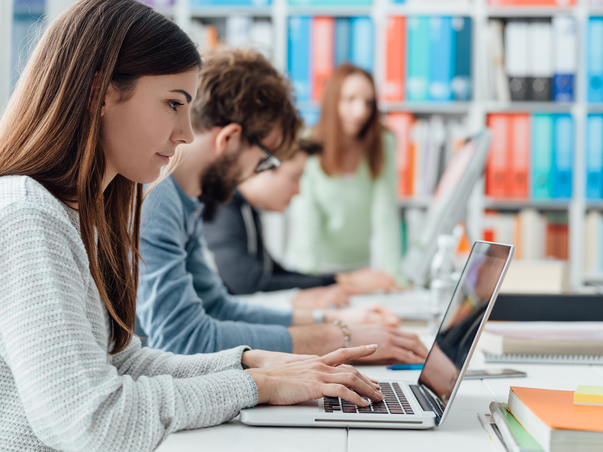 Aanmelding Opleiding, Studeren Naast Je Baan - Studiekeuze123 ...