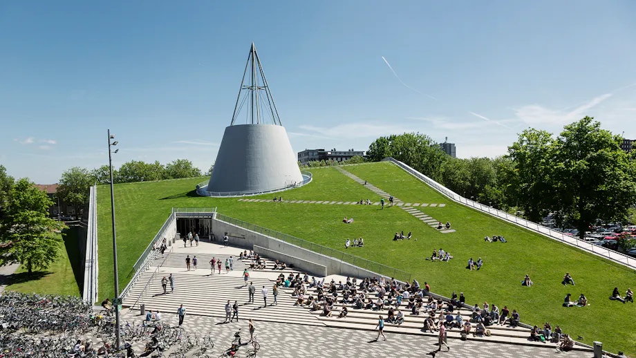 Technische Universiteit Delft