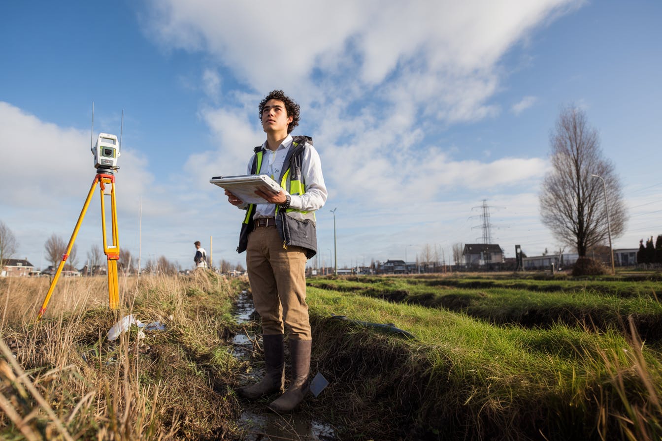 Afbeelding voor het beroep Cartograaf en landmeetkundige