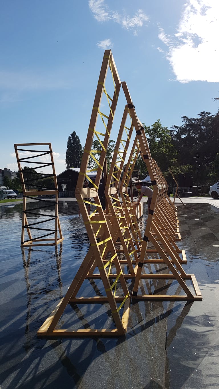 Installation de bois à Nantes au square Elisa-Mercoeur pour SPOT 2017