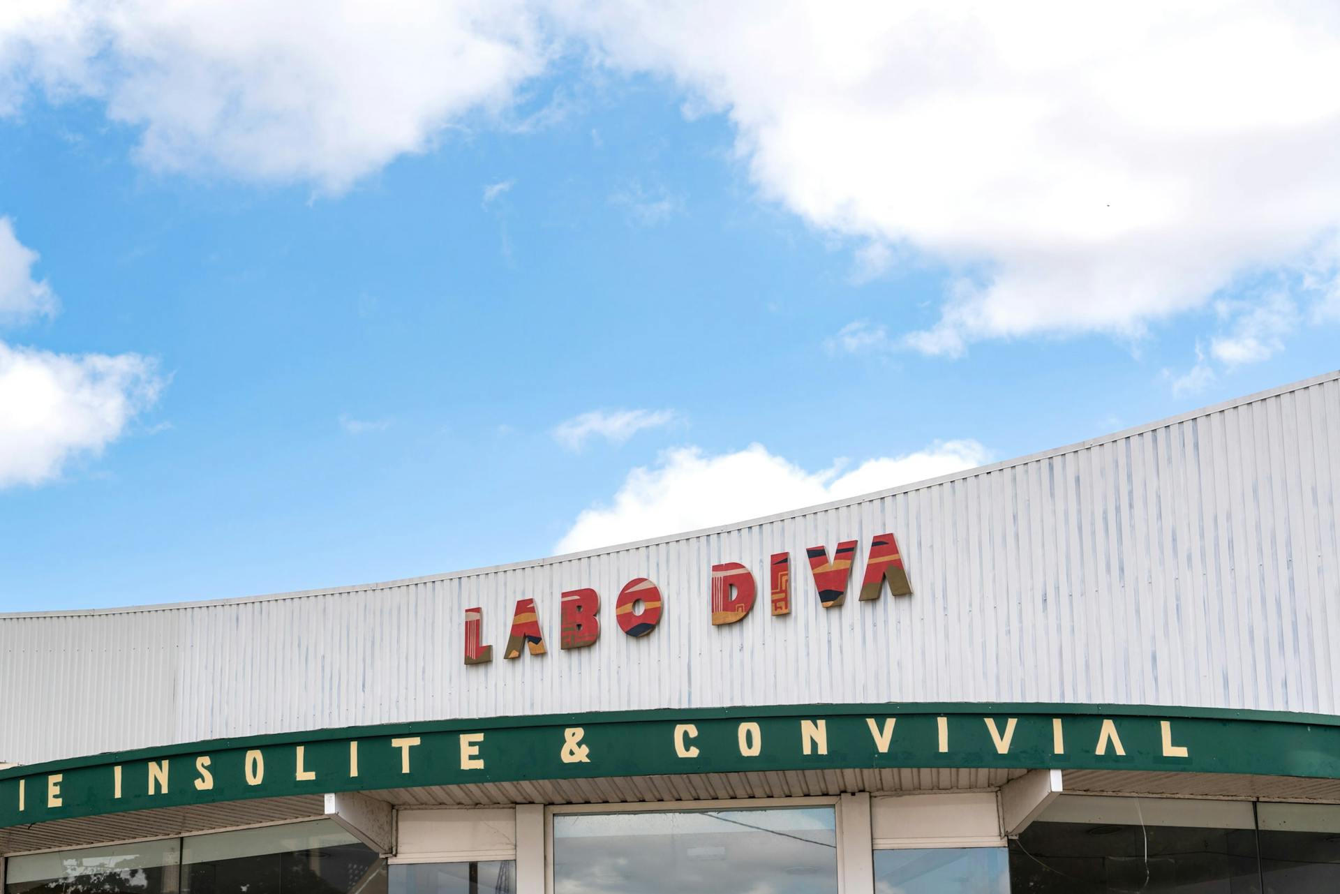 Enseigne logo issue de la nouvelle identité visuelle du Labo Diva.
