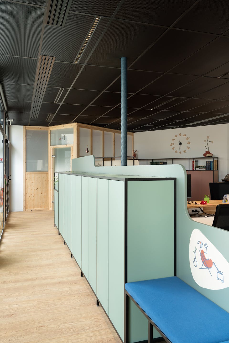 Les nouveaux bureaux de la CCI Saint-Nazaire, confectionnés par l'agence de design Studio Katra.