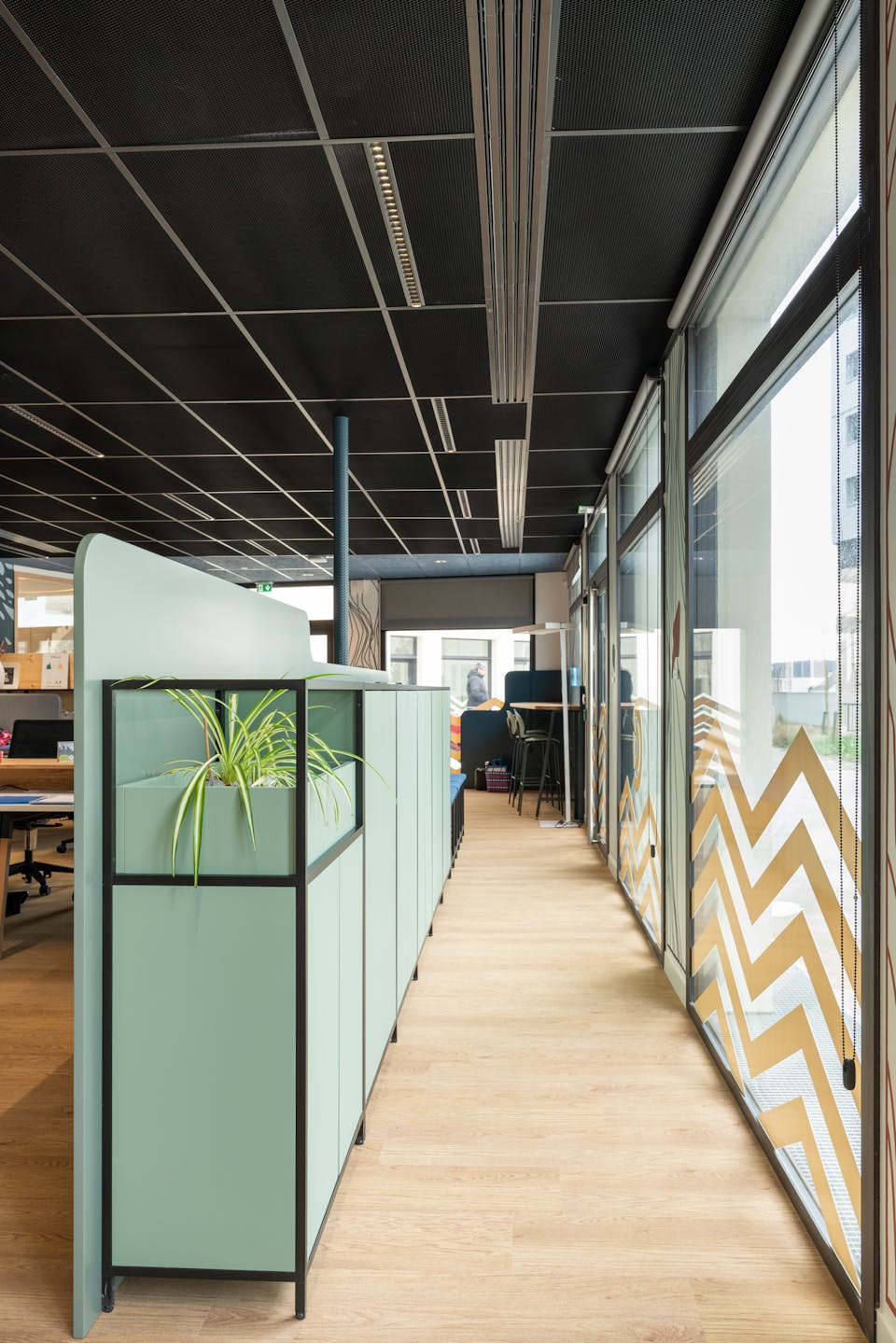 Les nouveaux bureaux de la CCI Saitn-Nazaire, confectionnés par l'agence de design Studio Katra.