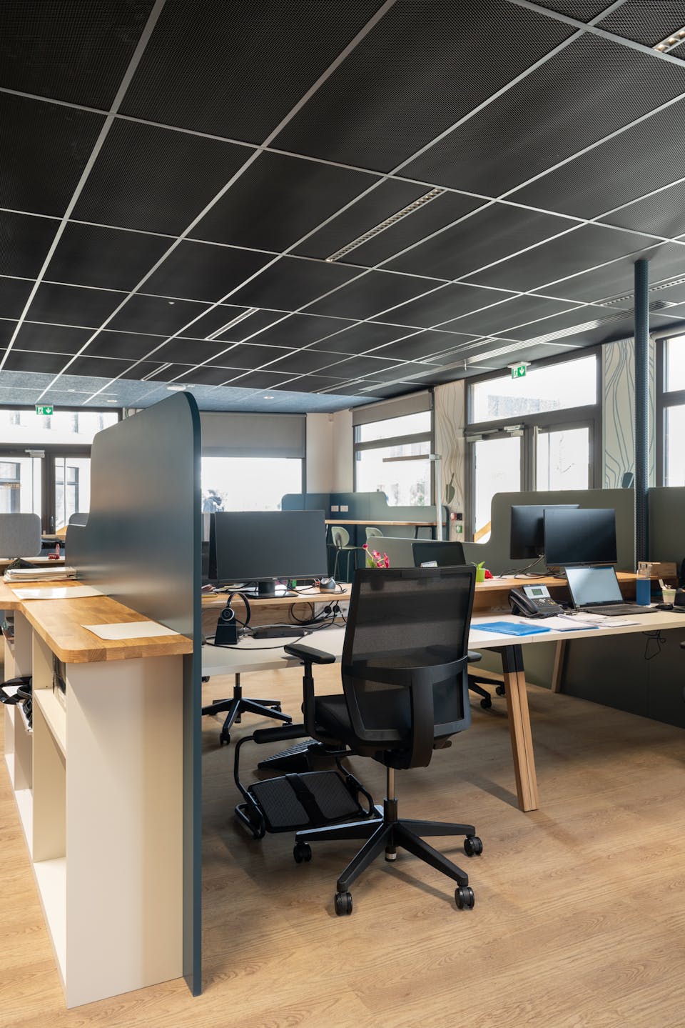 Les nouveaux bureaux de la CCI Saint-Nazaire, confectionnés par l'agence de design Studio Katra.