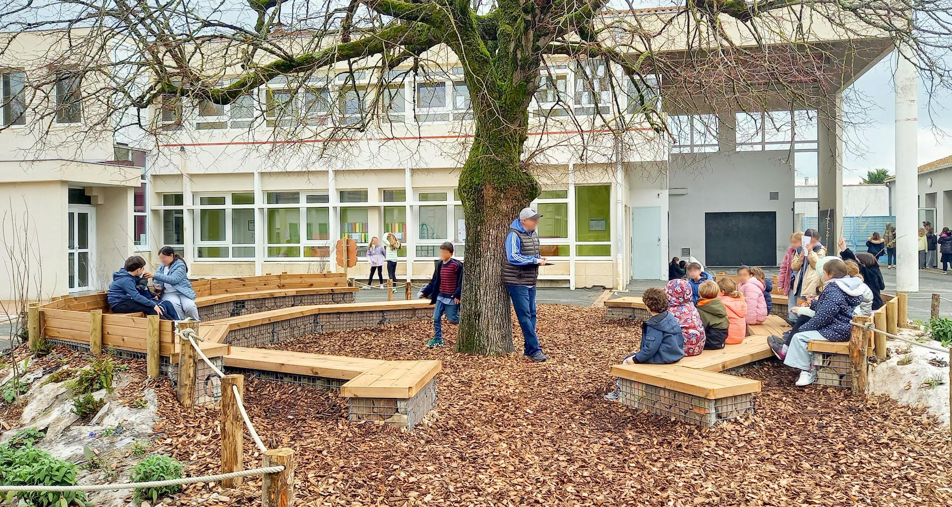 Trop classe la cour !-cover