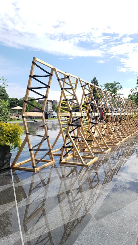 Constructions en bois pour le design d'espace de l'événement SPOT à Nantes.