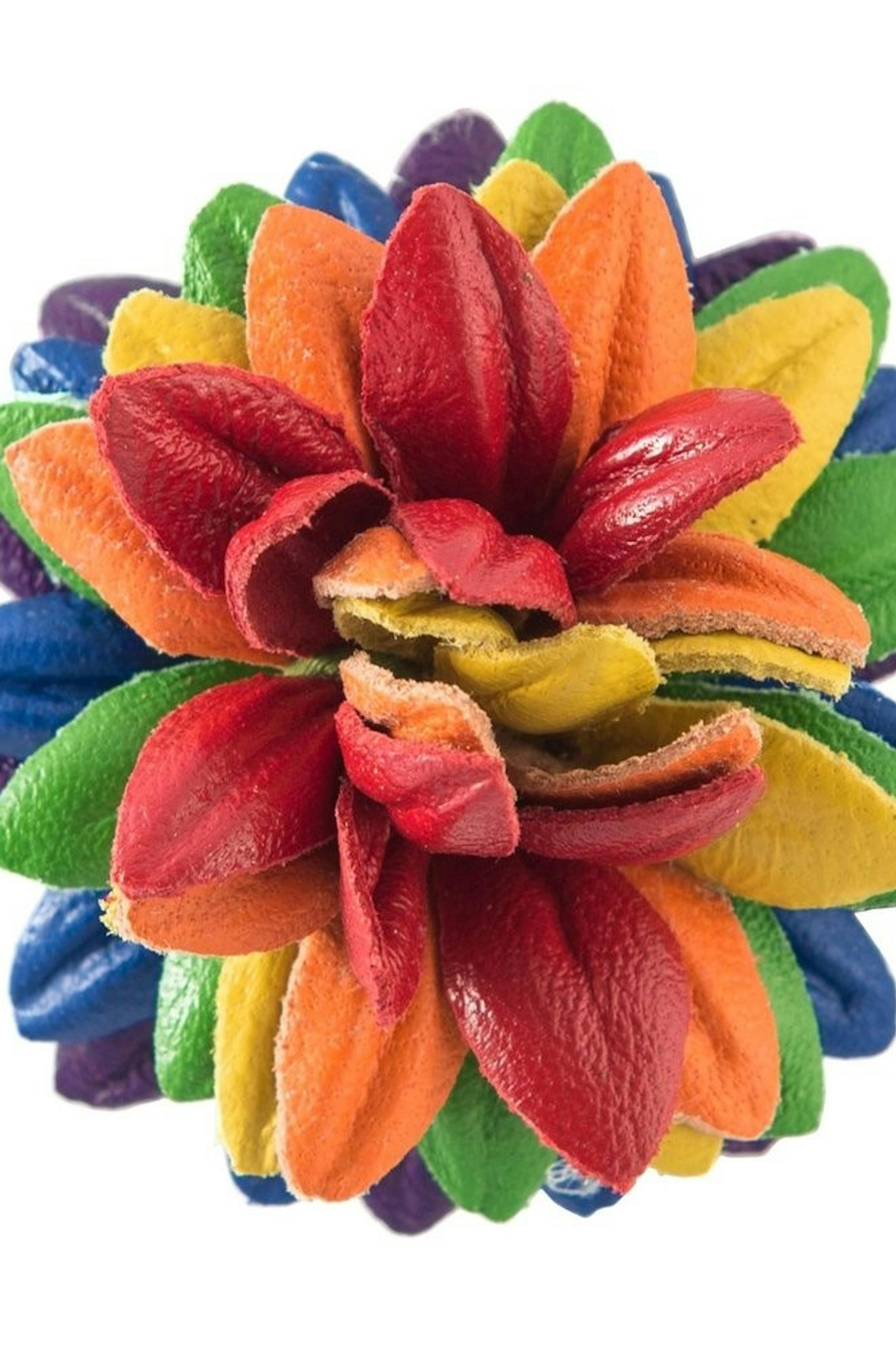 Looking for the best gay wedding ideas? Here’s how to incorporate pride into your gay wedding.