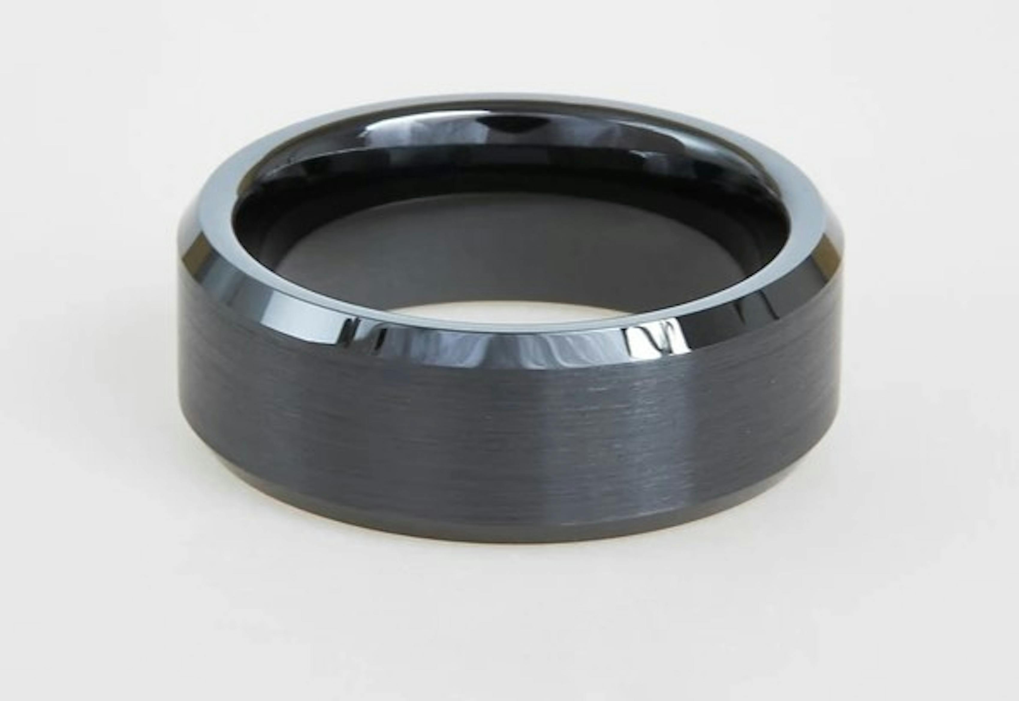 A guide to men’s wedding band styles for grooms
