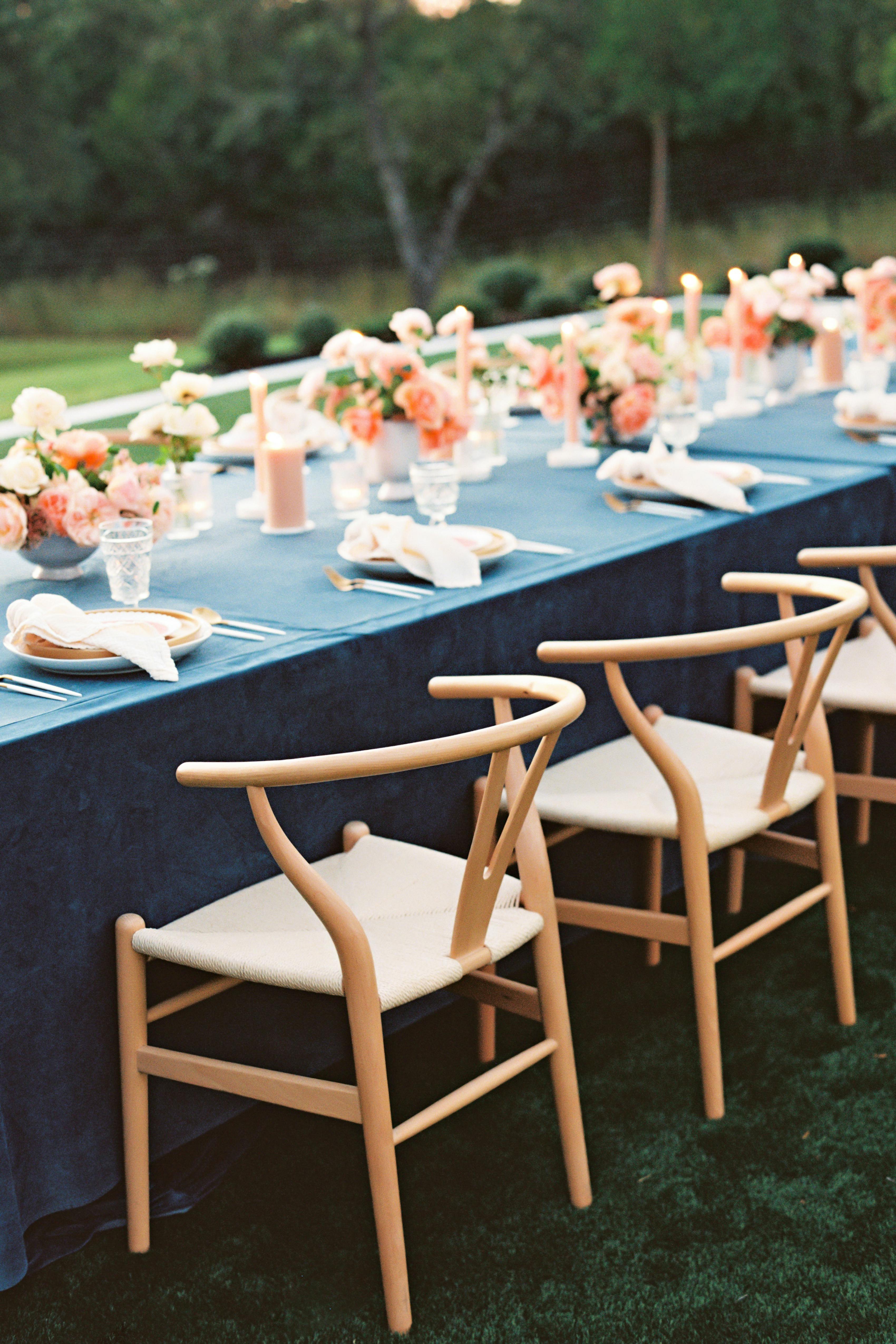 outdoor wedding table settings