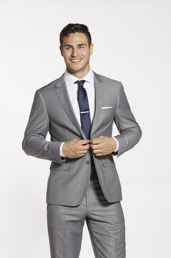 How to alter your wedding suit. Recommendations on making alterations to wedding suit jackets for men