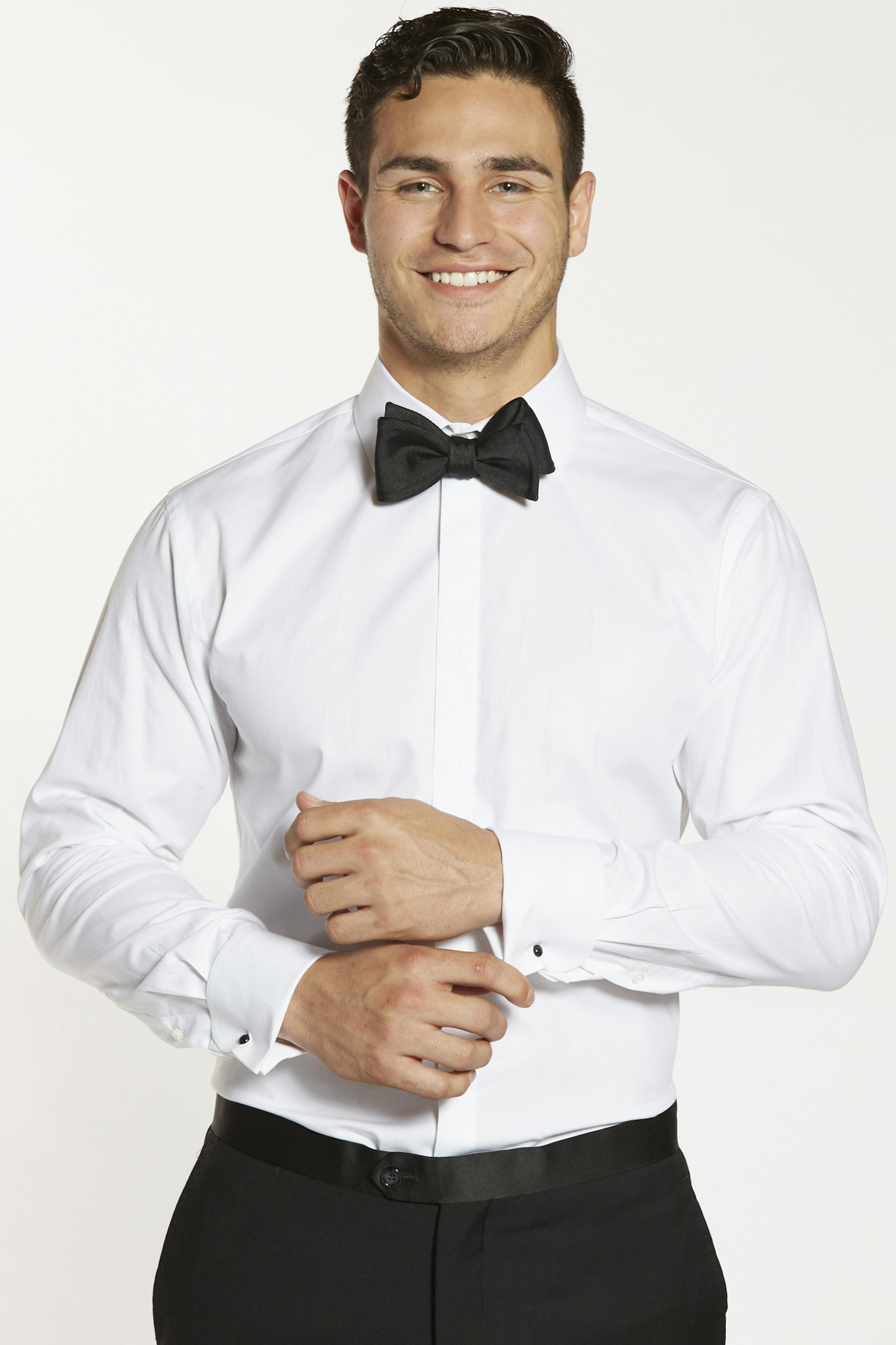 Best groomsman gift ideas and how to wear cufflinks with your wedding suit or tuxedo.
