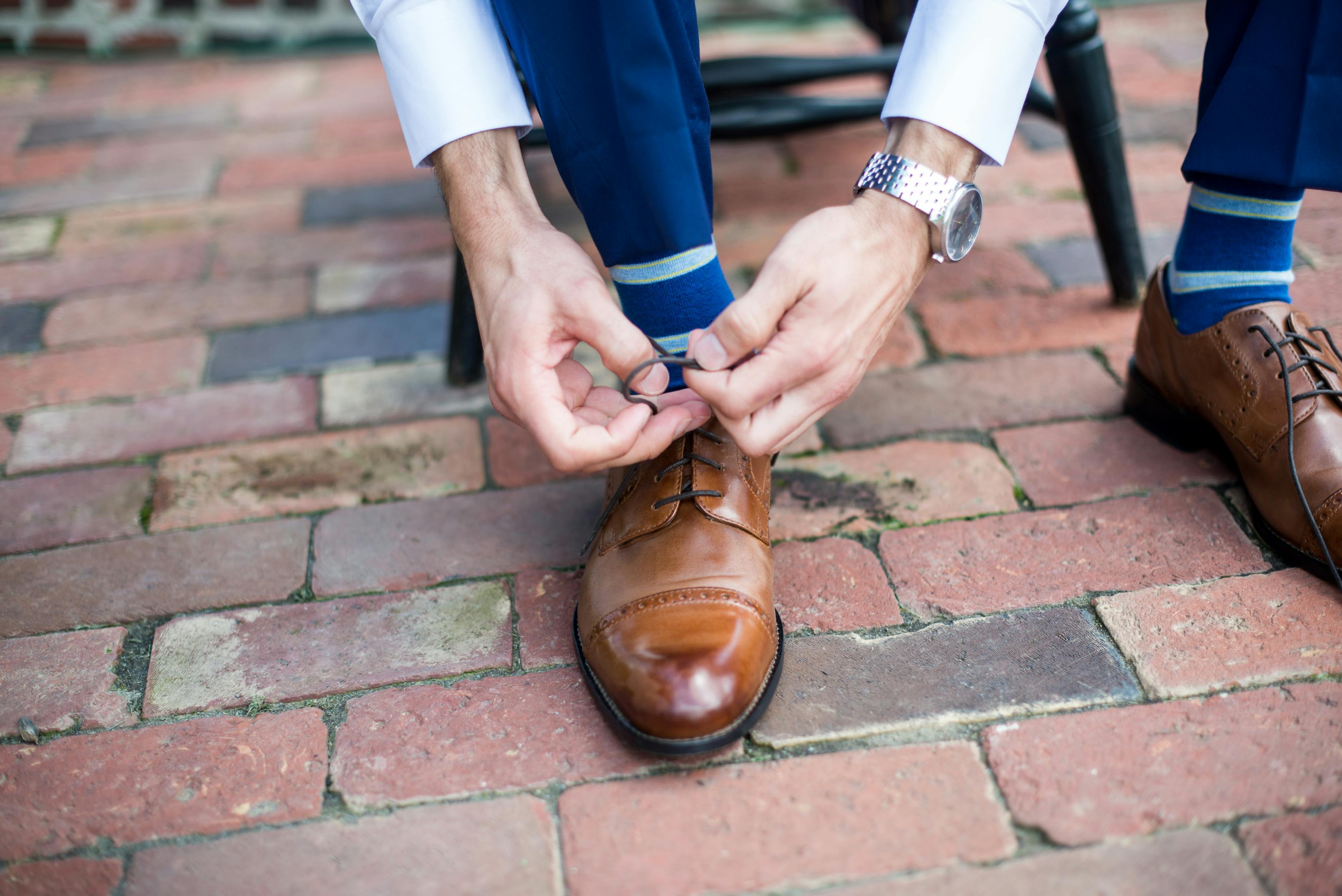 Brilliant blue wedding suits for men