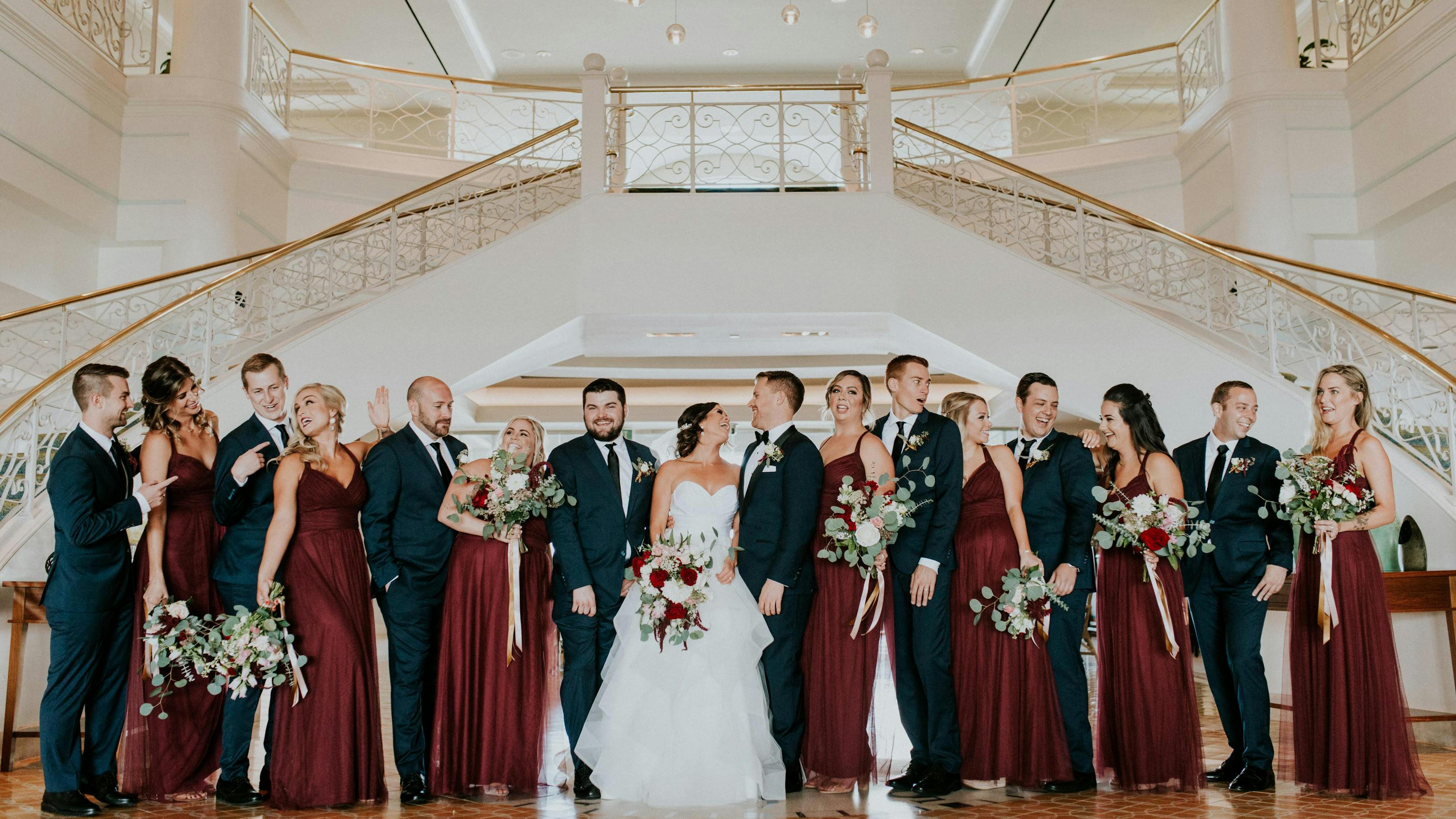 what wedding suit to wear to match your wedding theme